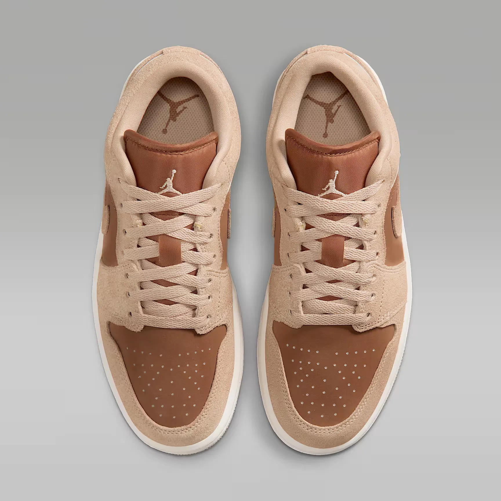 000000_Air-Jordan-1-Low-WMNS_Legend-Medium-Brown_DC0774-205_img3