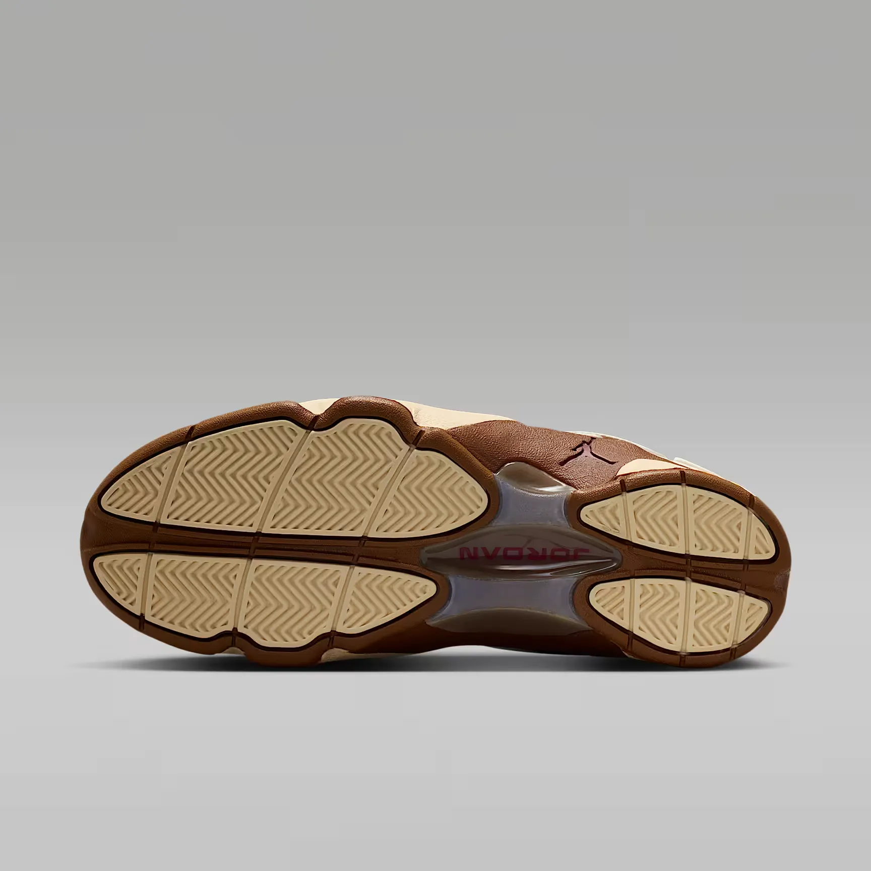000000_Air-Jordan-OG-WMNS_Pale-Ivory-Light-British-Tan_CW0907-104_img1