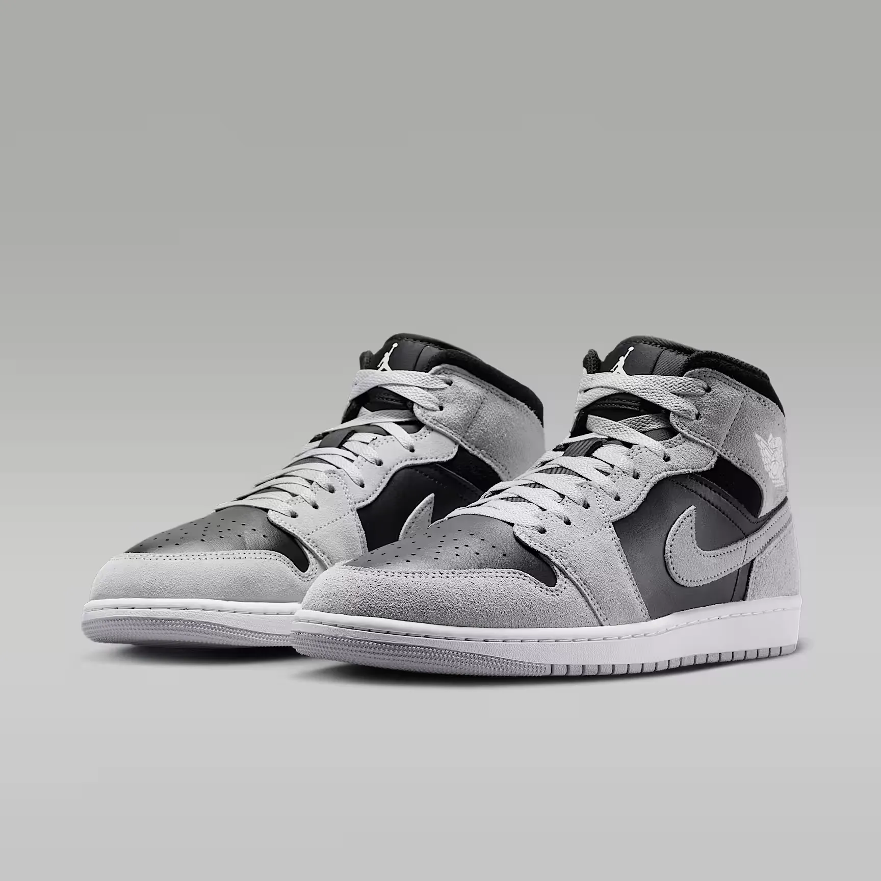 000000_Air-Jordan-1-Mid_Light-Smoke-Grey_DQ8426-008_img4