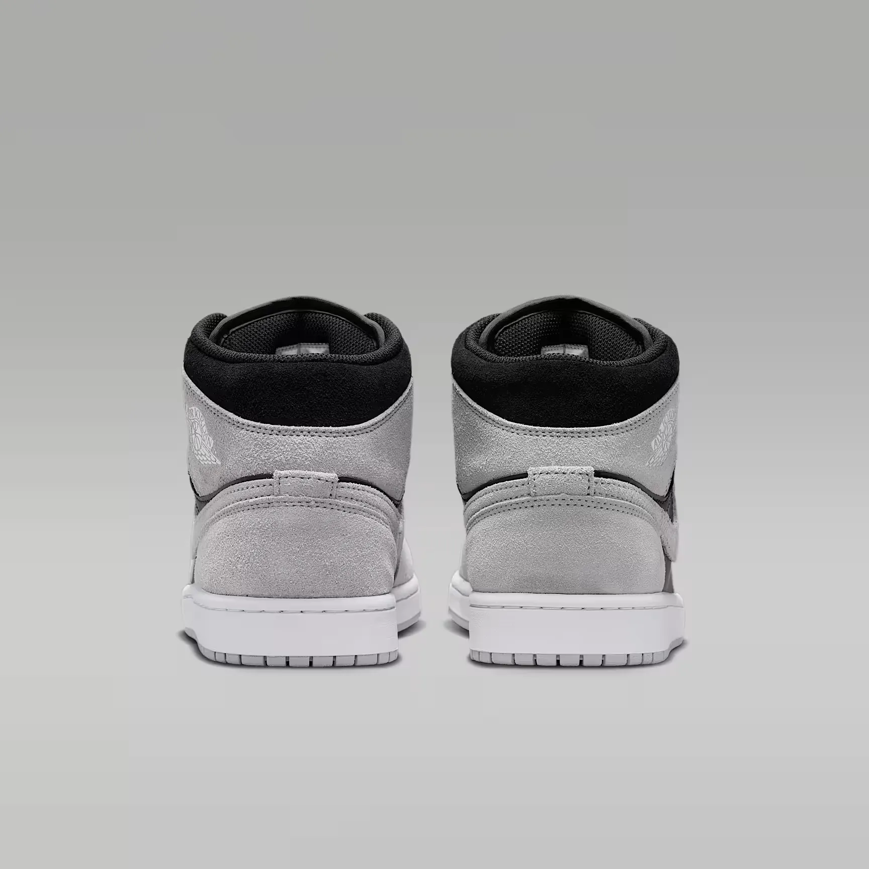 000000_Air-Jordan-1-Mid_Light-Smoke-Grey_DQ8426-008_img5