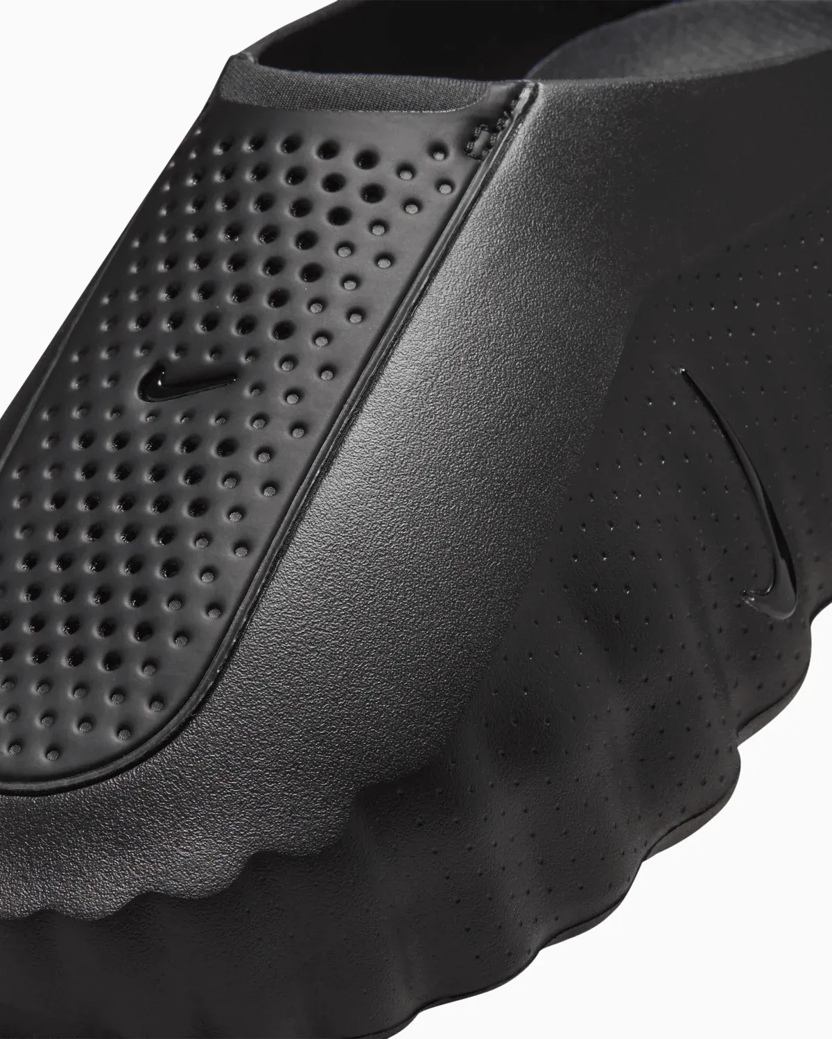 000000_Nike-Mind-001_Triple-Black_HQ4307-005_img6
