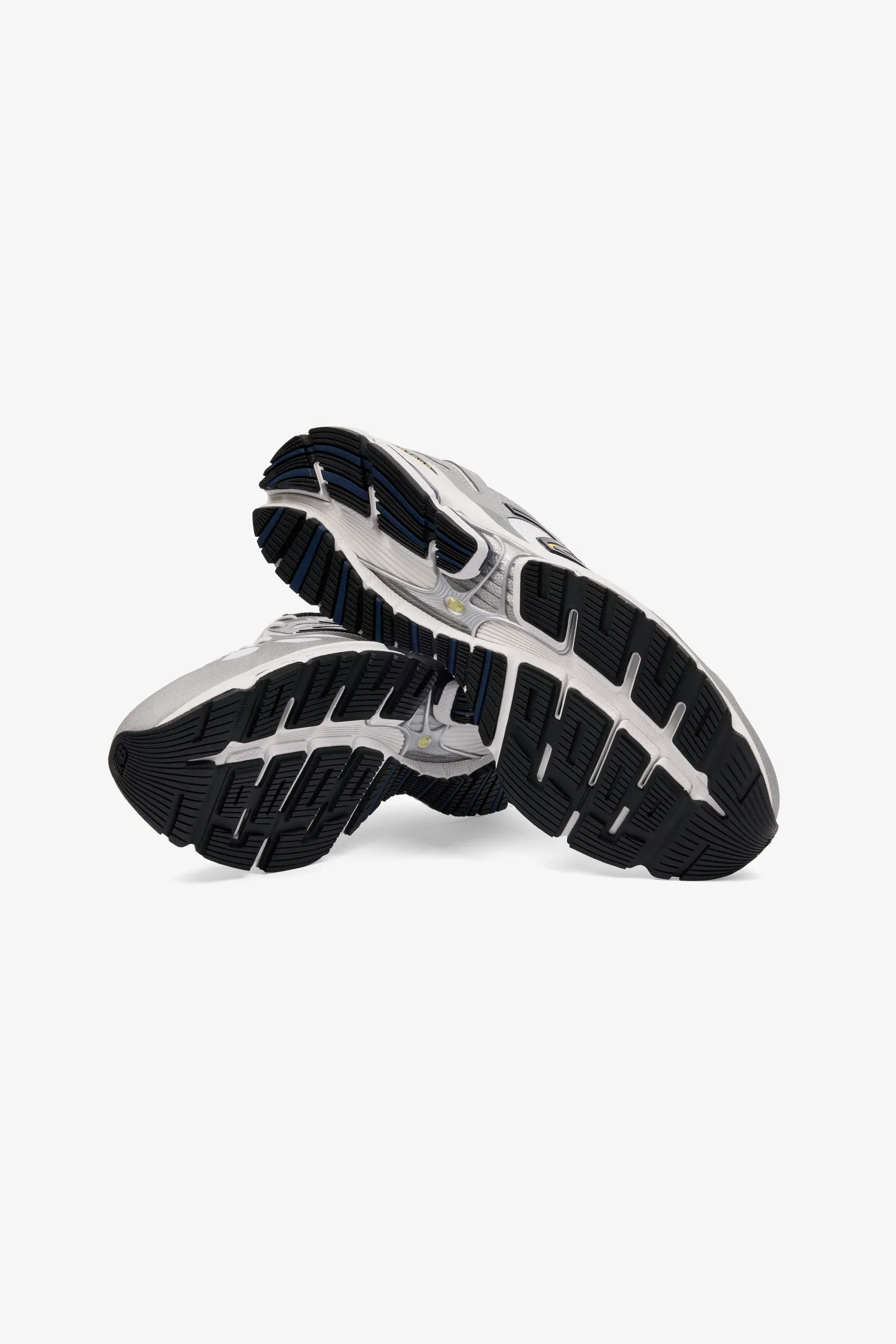 000000_JJJJound-x-New-Balance-1890_Silver-White_U1890GREY_img6