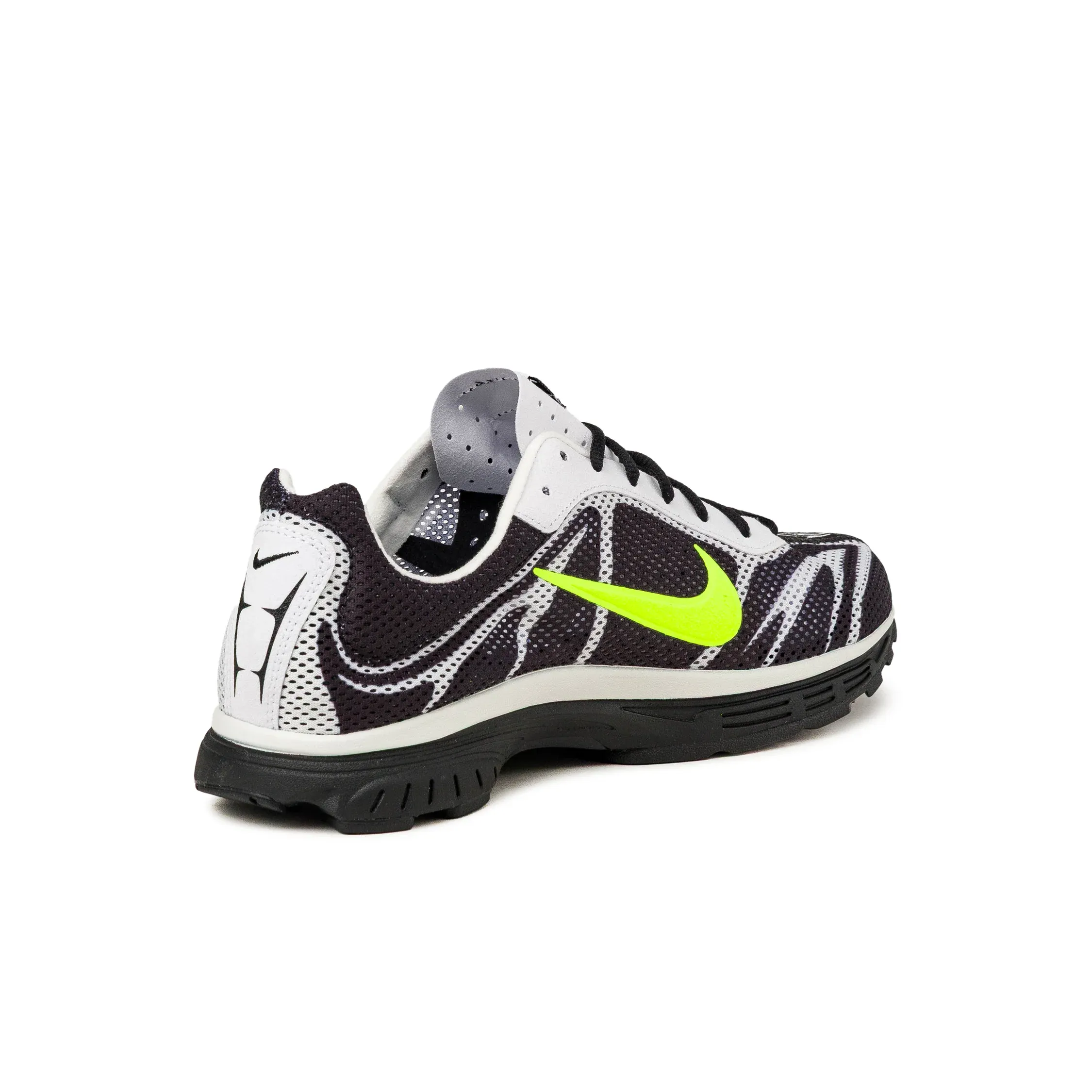 000000_Nike-Zoom-Streak-3_Black-Volt-Summit-White_IQ8012-001_img2