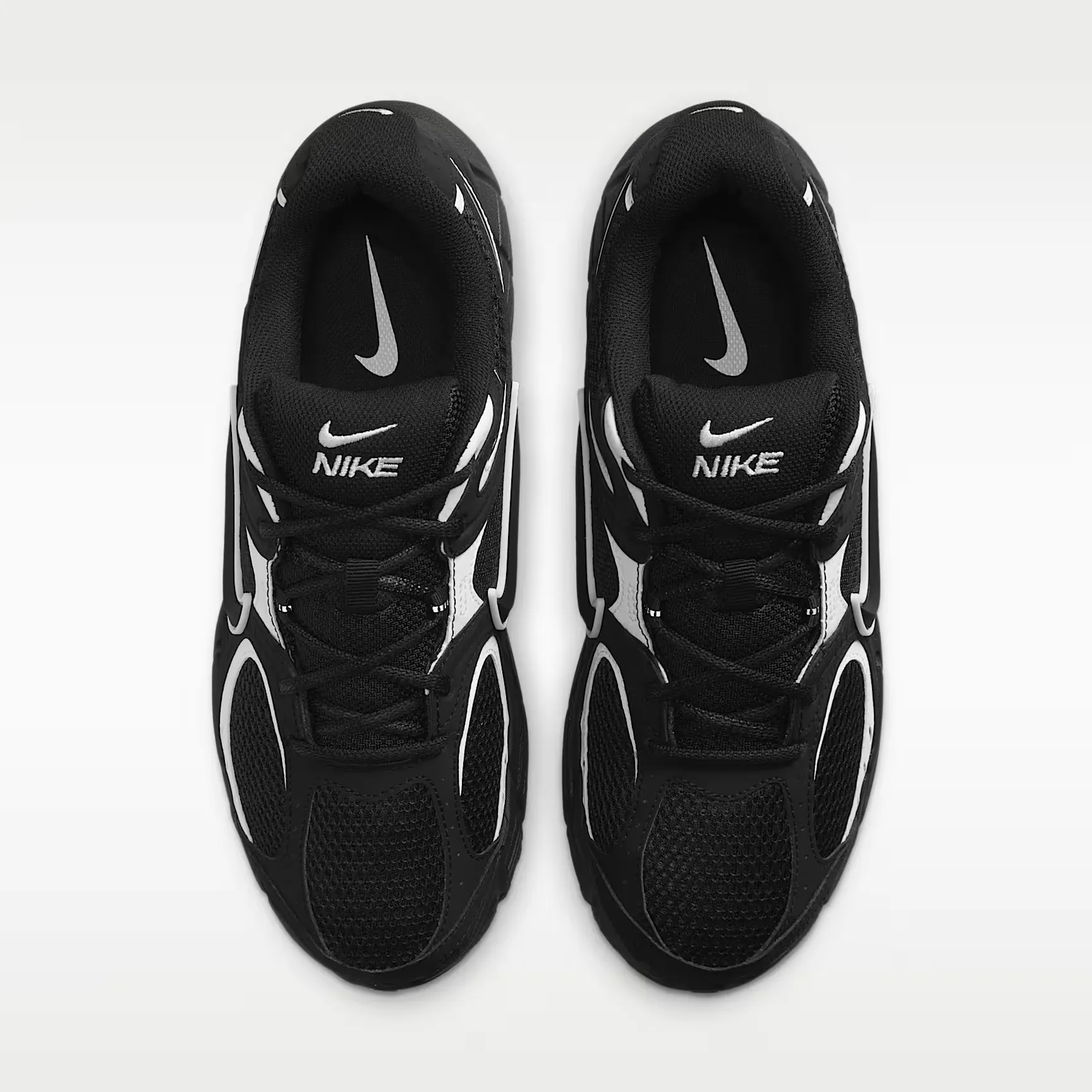 000000_Nike-V5-RNR_Black-White_IO7835-001_img3
