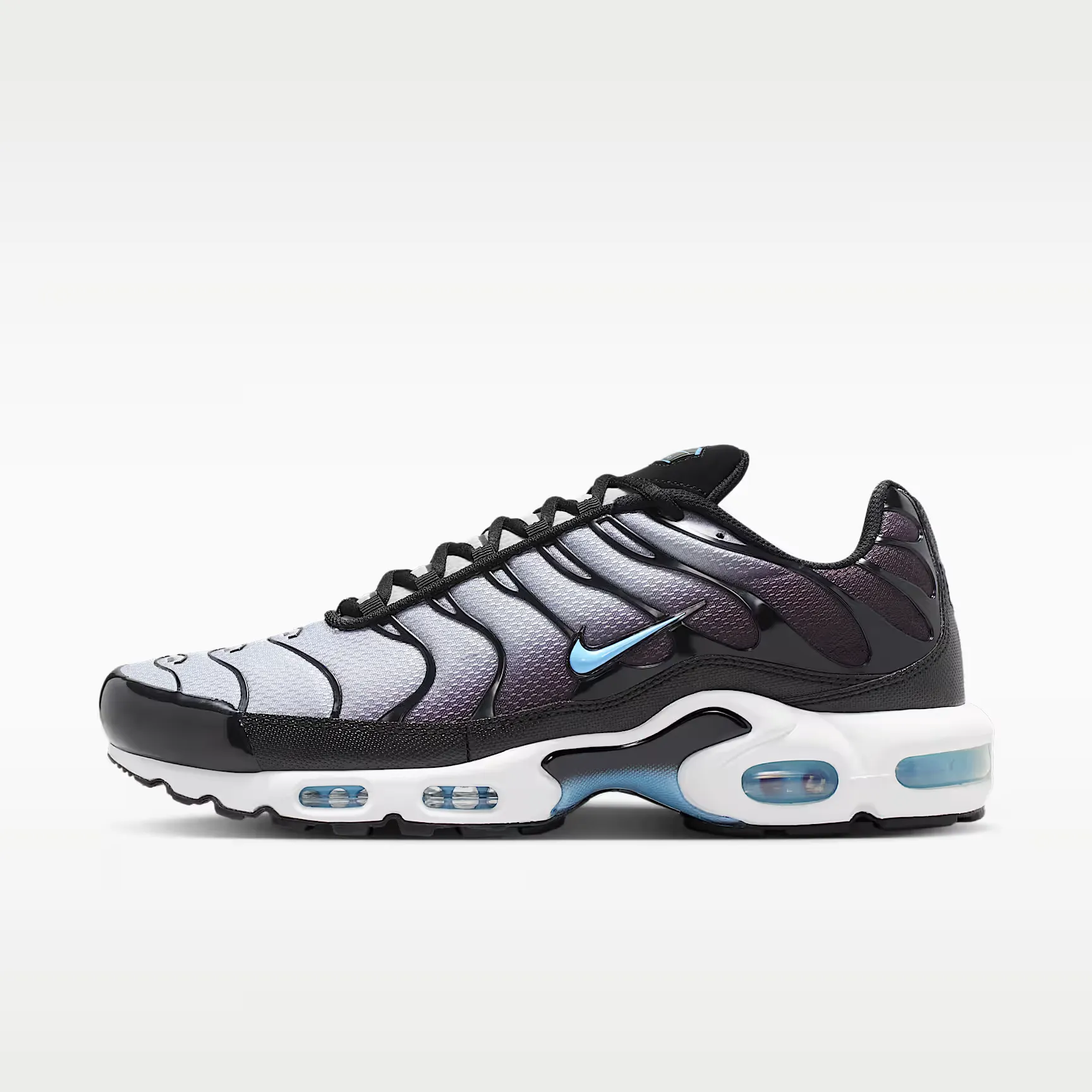 000000_Nike-Air-Max-Plus_Black-Football-Blue_DM0032-042_img0