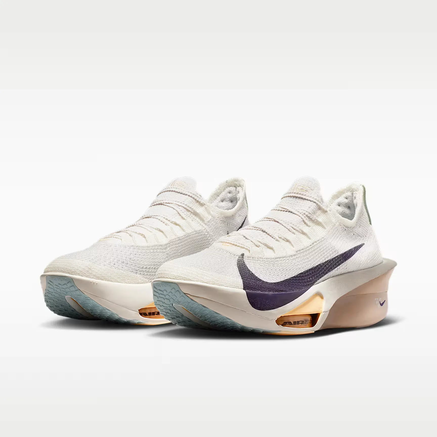 000000_Nike-Alphafly-3_Platinum-Tint-Ocean-Cube_FD8311-003_img4