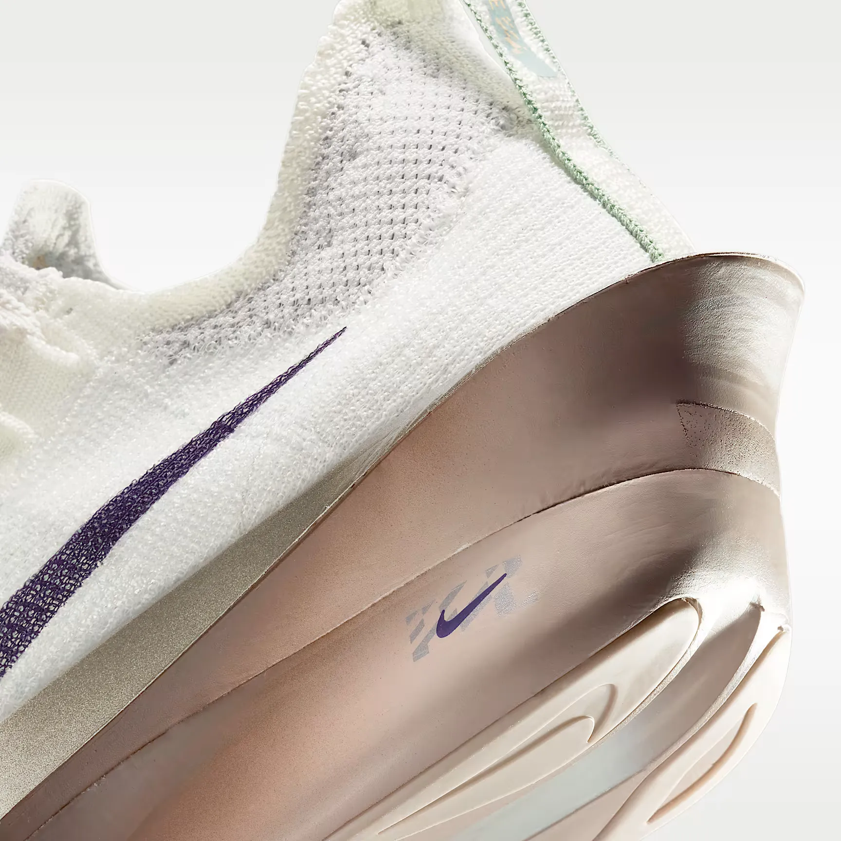 000000_Nike-Alphafly-3_Platinum-Tint-Ocean-Cube_FD8311-003_img7