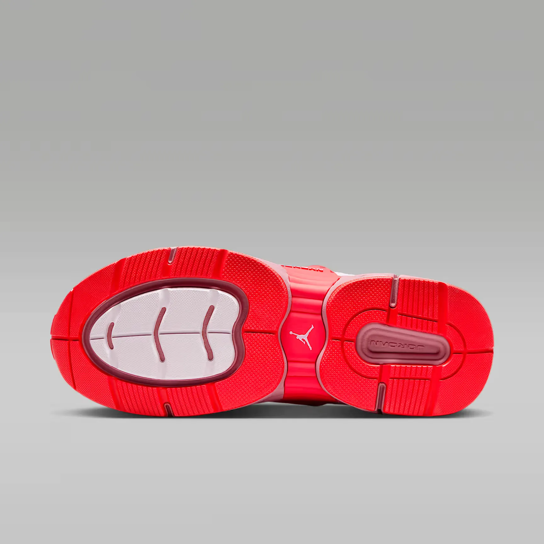 000000_Jordan-Trunner-OS-WMNS_Regal-Pink-Desert-Berry_IR1839-600_img1