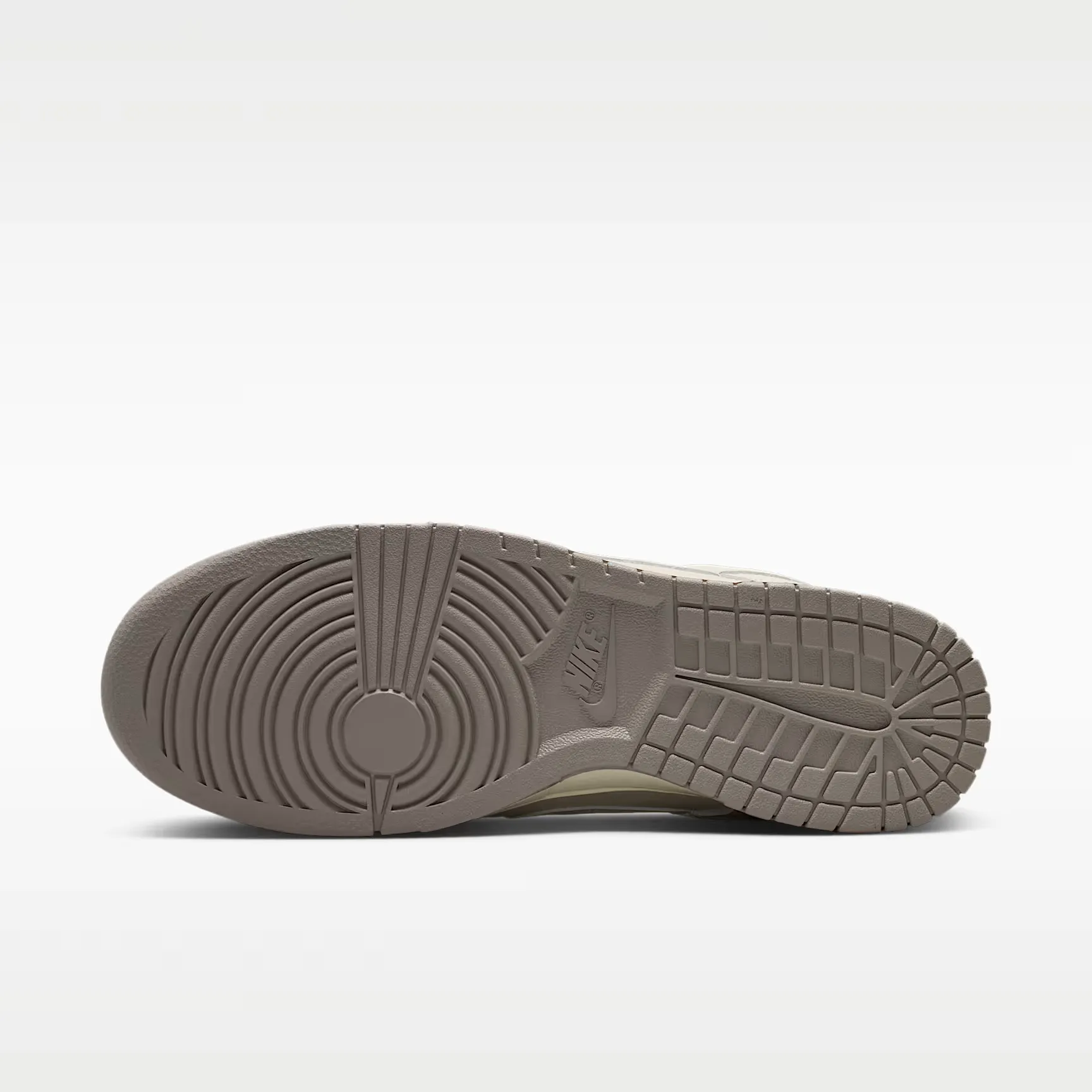 000000_Nike-Dunk-Low_Soft-Pearl-College-Grey_HF5441-010_img1