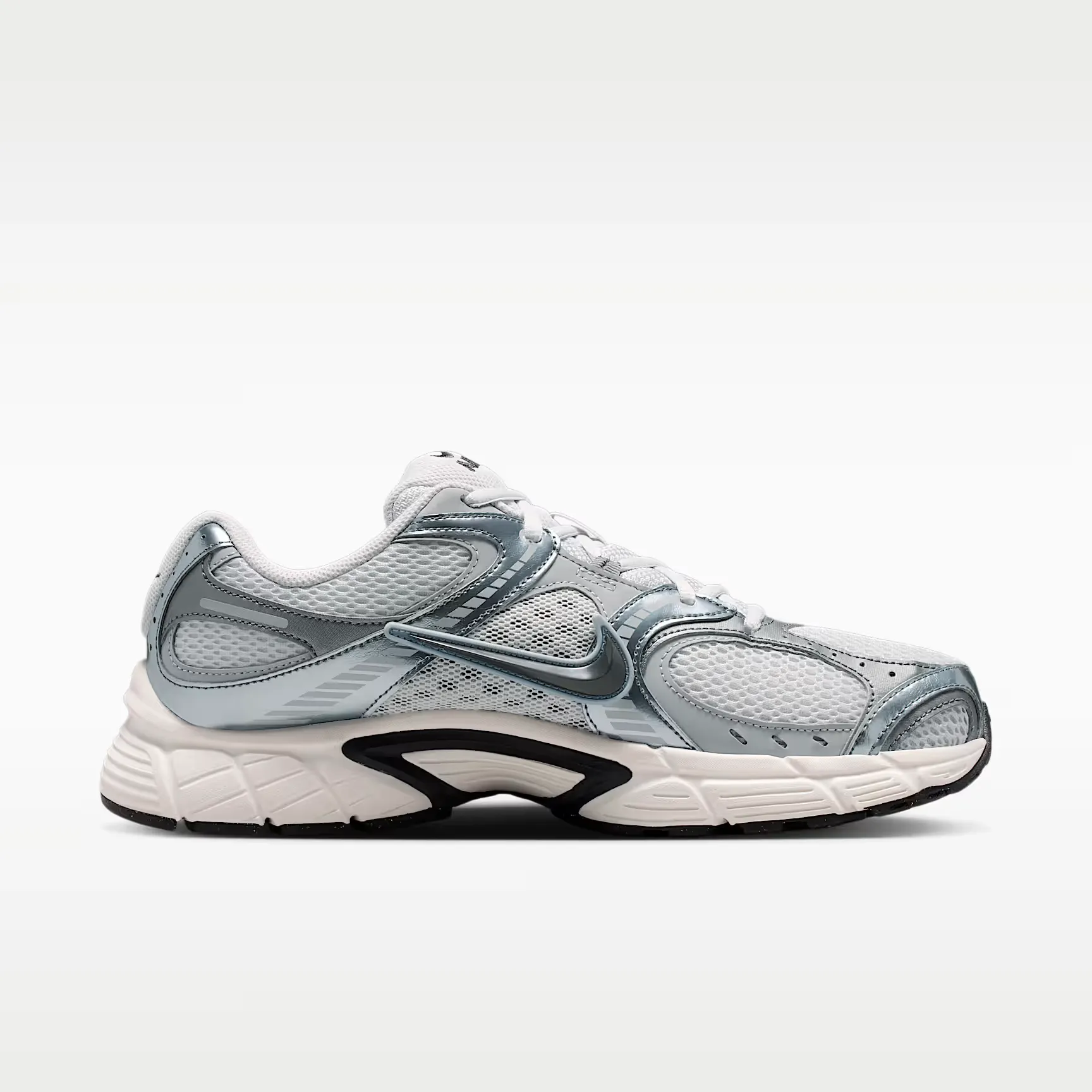 000000_Nike-V5-RNR_Photon-Dust-Smoke-Grey_HJ5228-014_img2