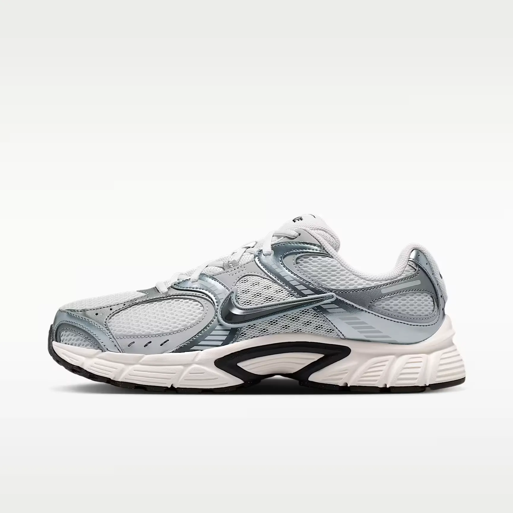 000000_Nike-V5-RNR_Photon-Dust-Smoke-Grey_HJ5228-014_img0