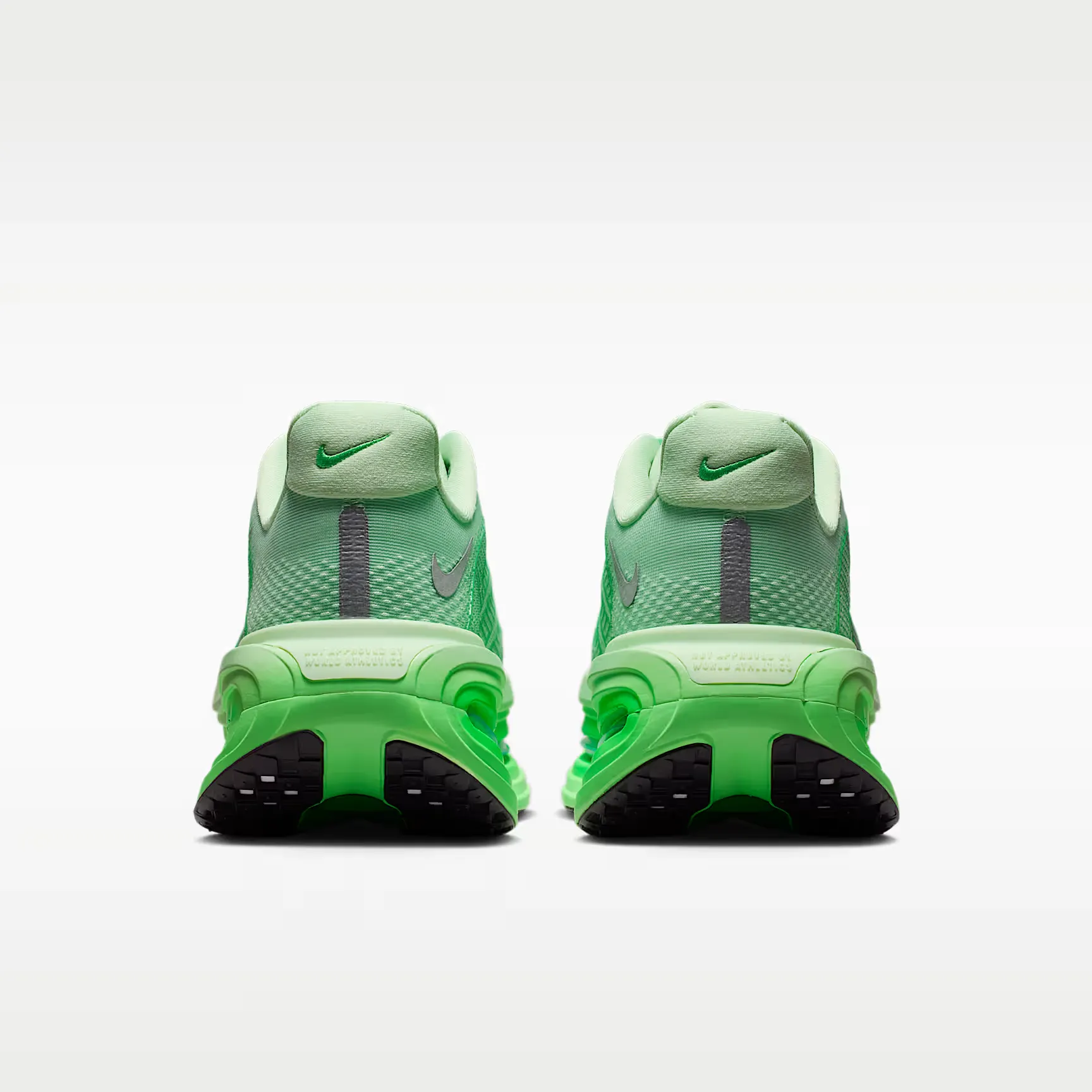 000000_Nike-Vomero-Premium-WMNS_Cucumber-Calm_HM5973-302_img5