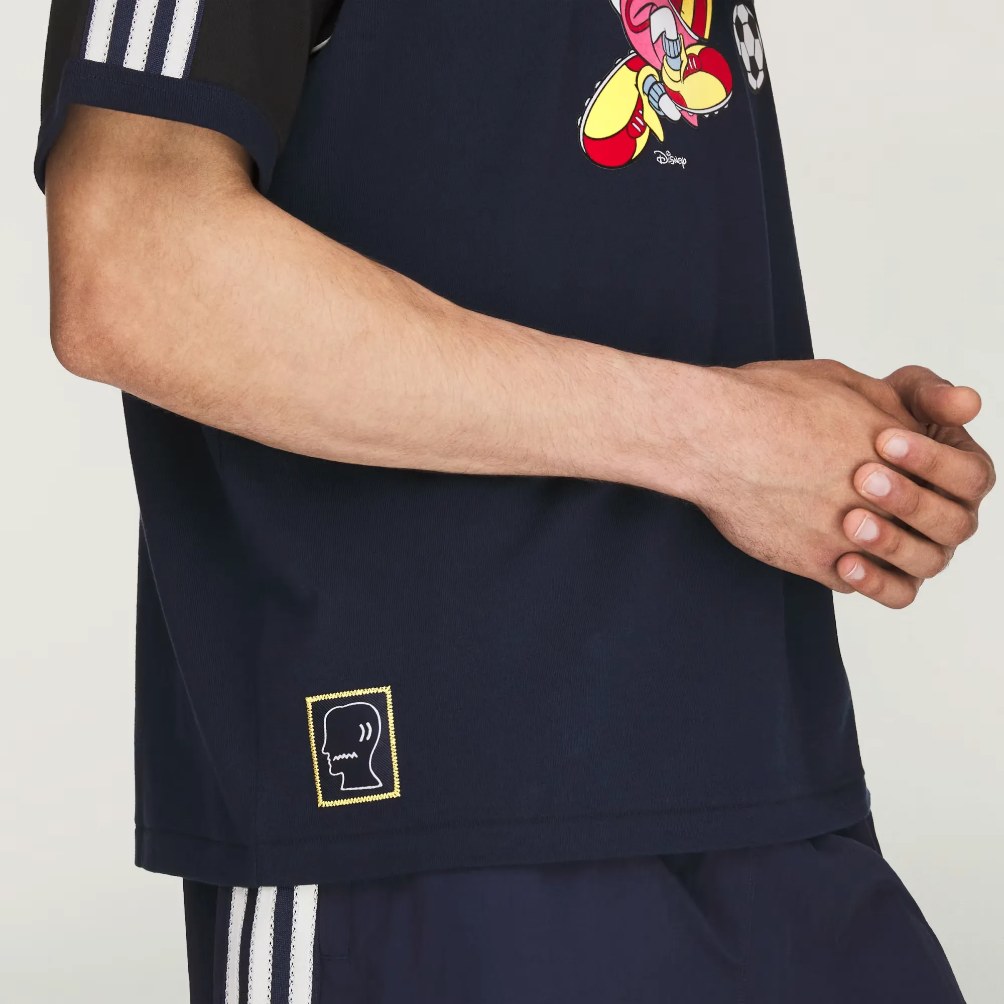 000000_Brain-Dead-x-adidas-Disney-T-Shirt_Collegiate-Navy_KR5173_img8