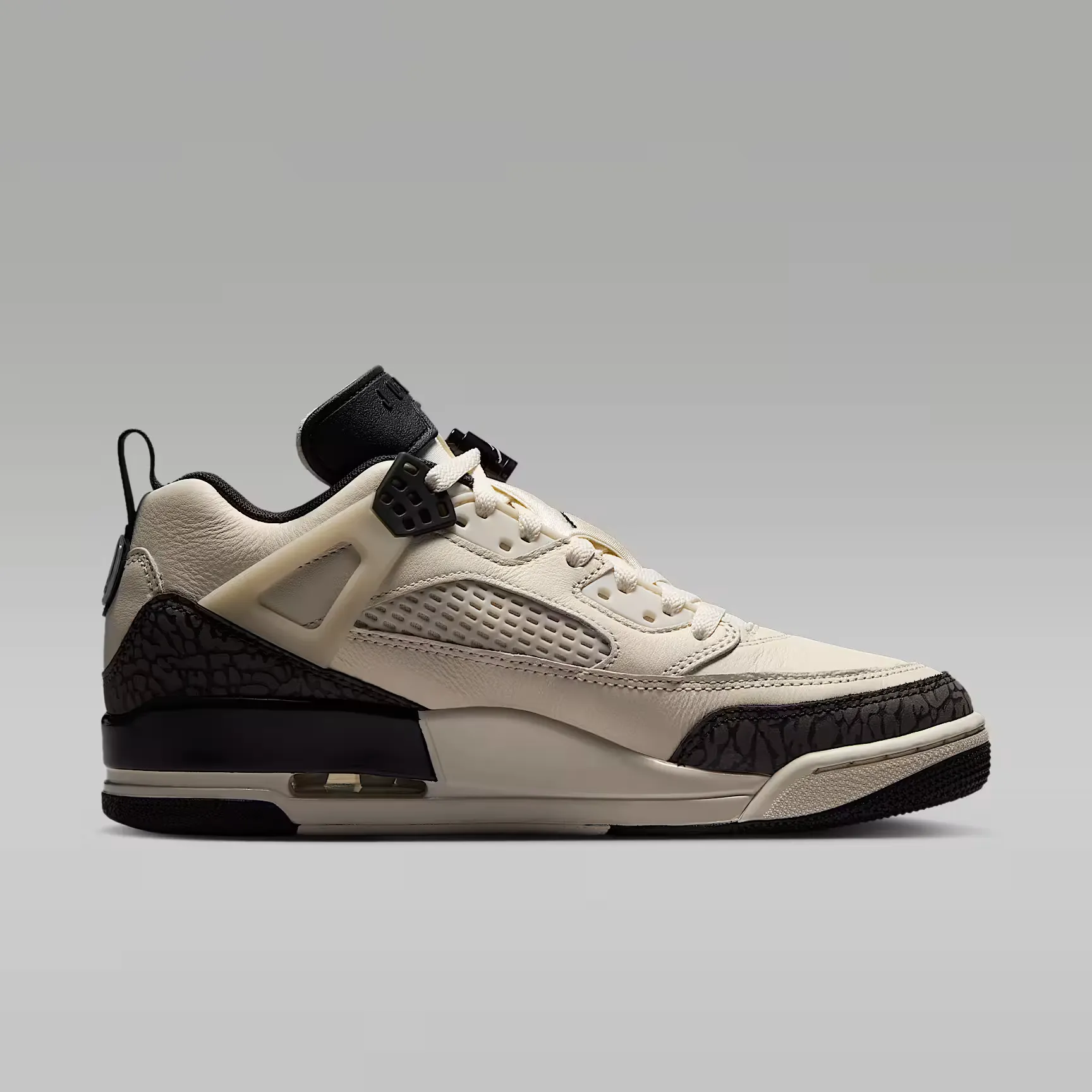 000000_Jordan-Spizike-Low-WMNS_Chalk-Off-Noir_IR1836-102_img2