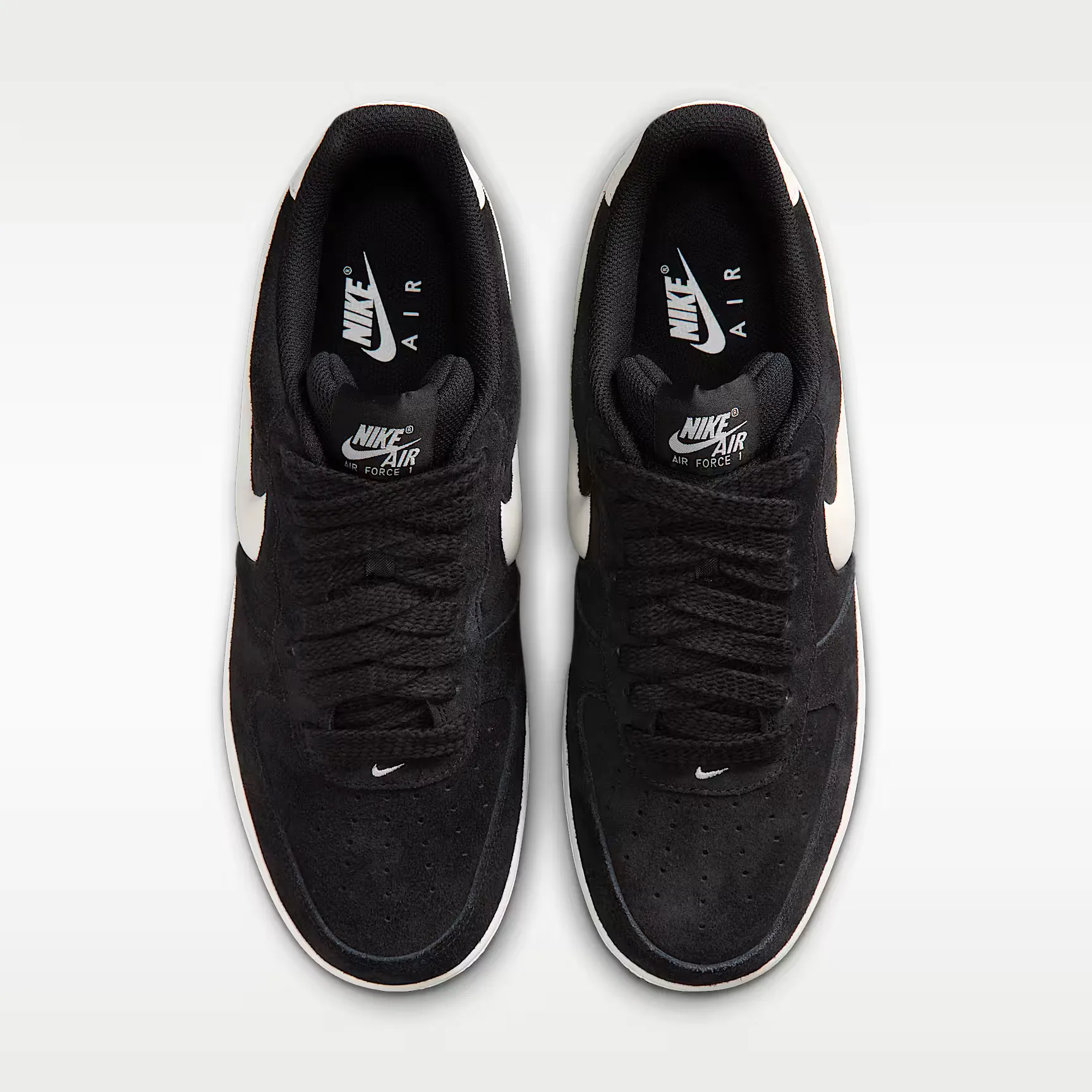 000000_Nike-Air-Force-1-'07-LV8_Black-Sail_IU7592-001_img3