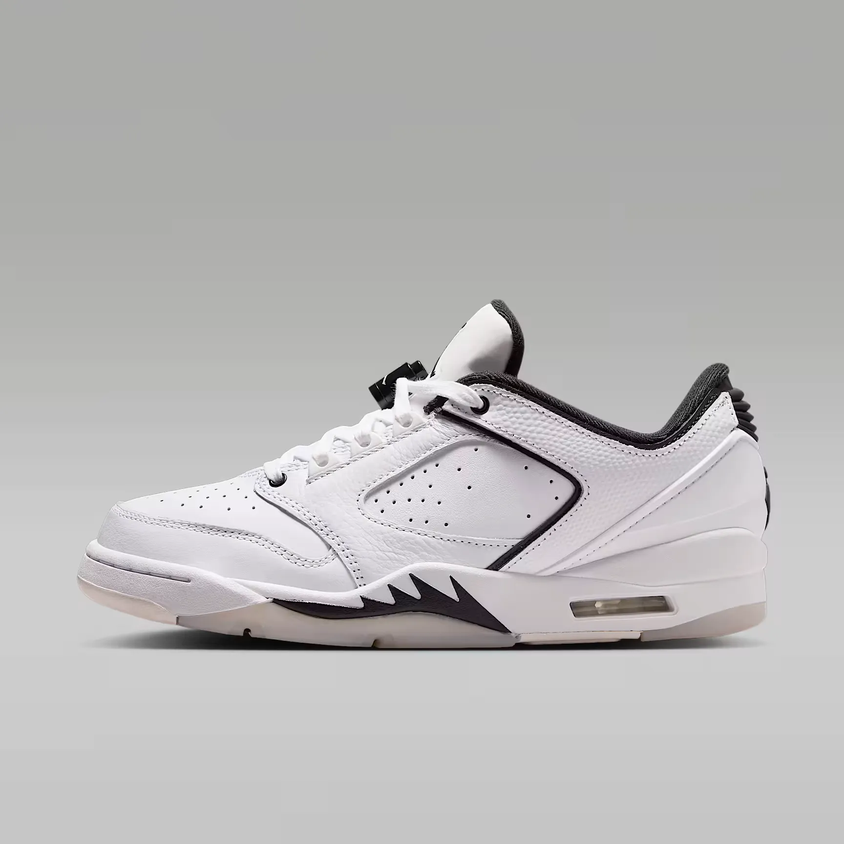 000000_Jordan-Sixty-Plus-Low-WMNS_White-Chalk-Black_IR1847-103_img0