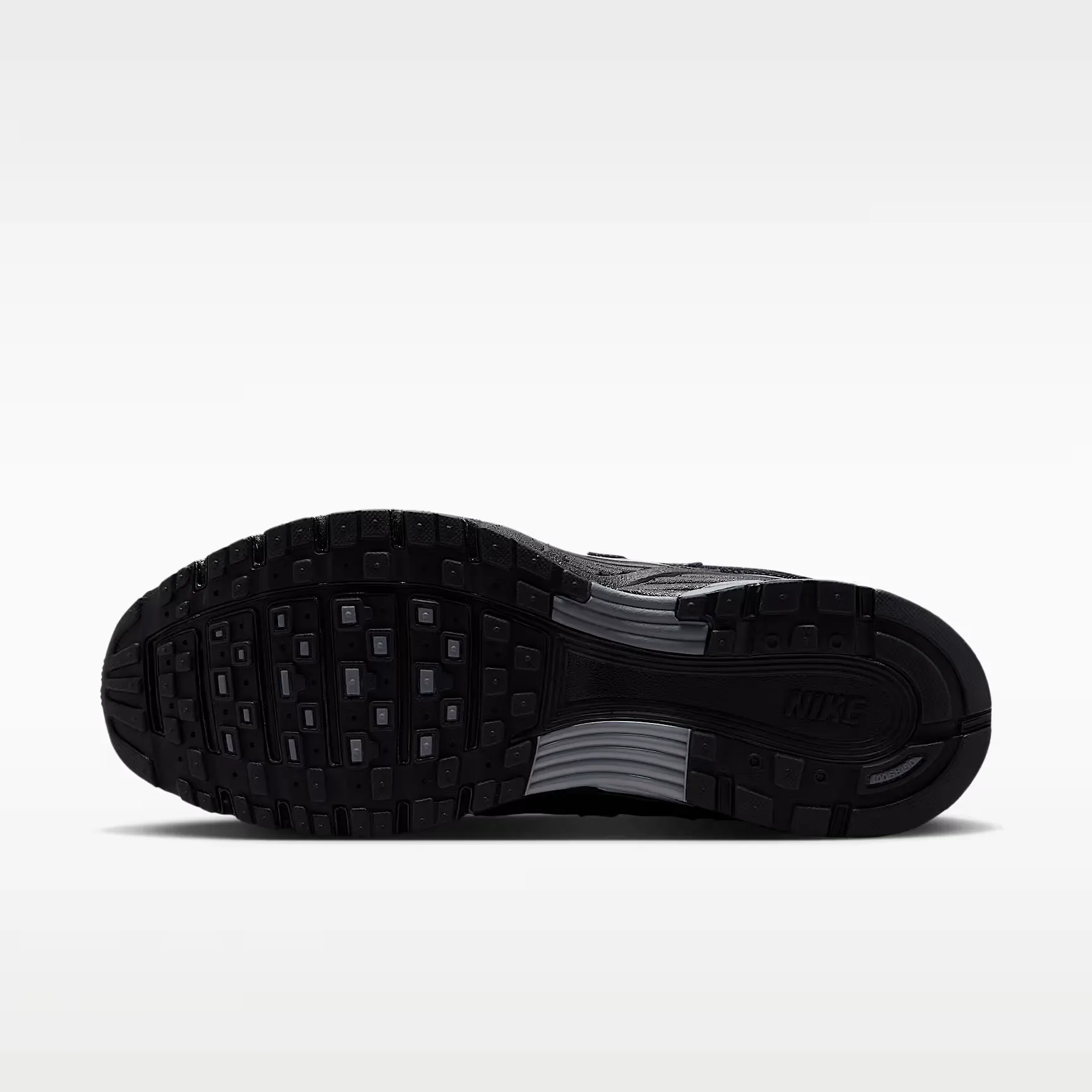 000000_Nike-P-6000_Black-Cool-Grey_IV6029-001_img1
