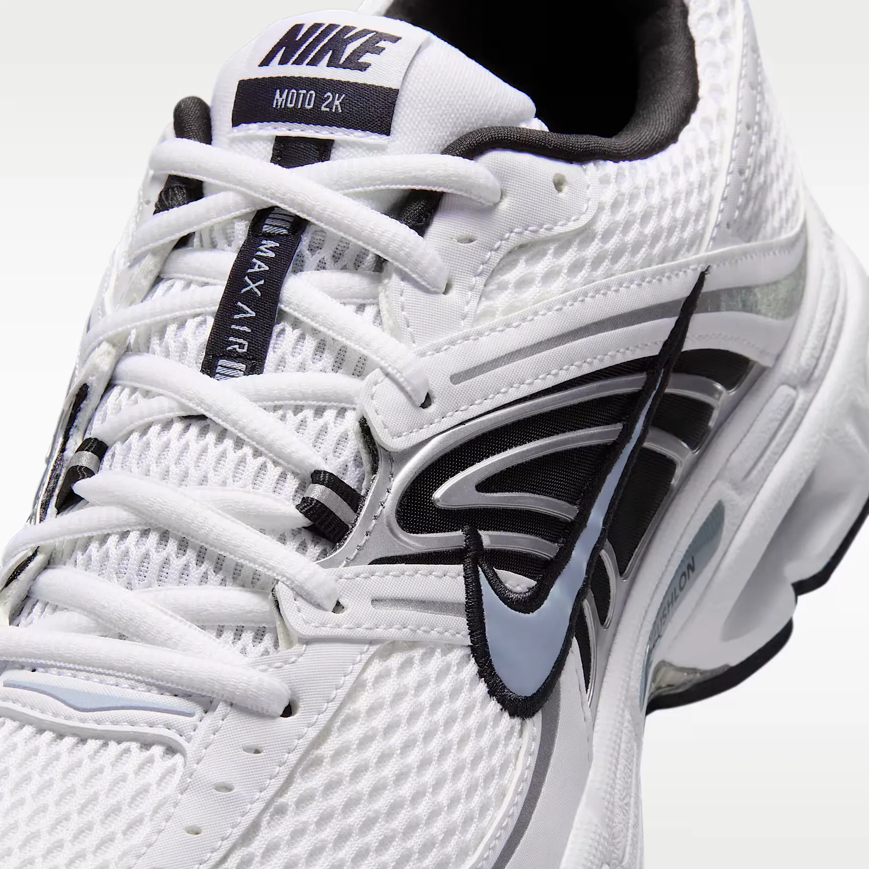 000000_Nike-Air-Max-Moto-2K_White-Light-Armory-Blue_IX0351-100_img6