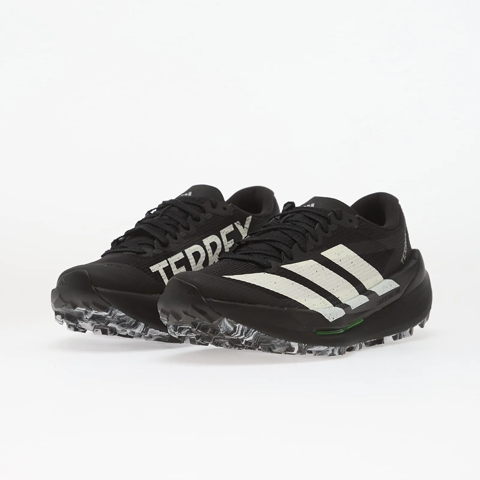 000000_FTSHP-x-adidas-Terrex-Stargazer-TT_Core-Black_KK2641_img3