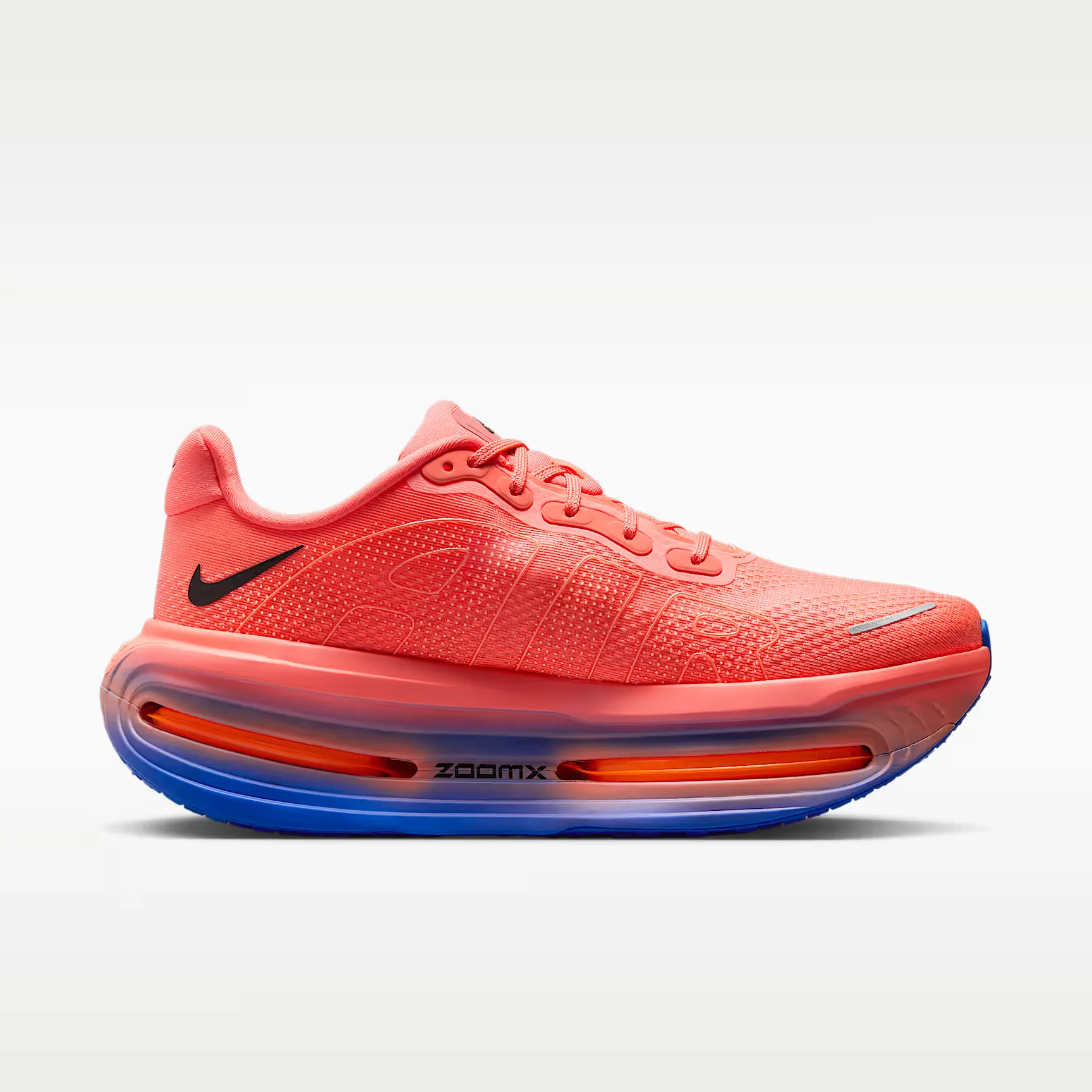 000000_Nike-Vomero-Premium_Atomic-Pink-Racer-Blue_HQ2050-600_img2