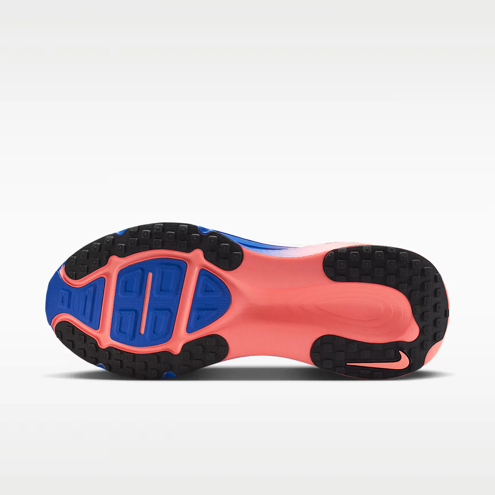 000000_Nike-Vomero-18_White-Racer-Blue-Atomic-Pink_HM6803-114_img1