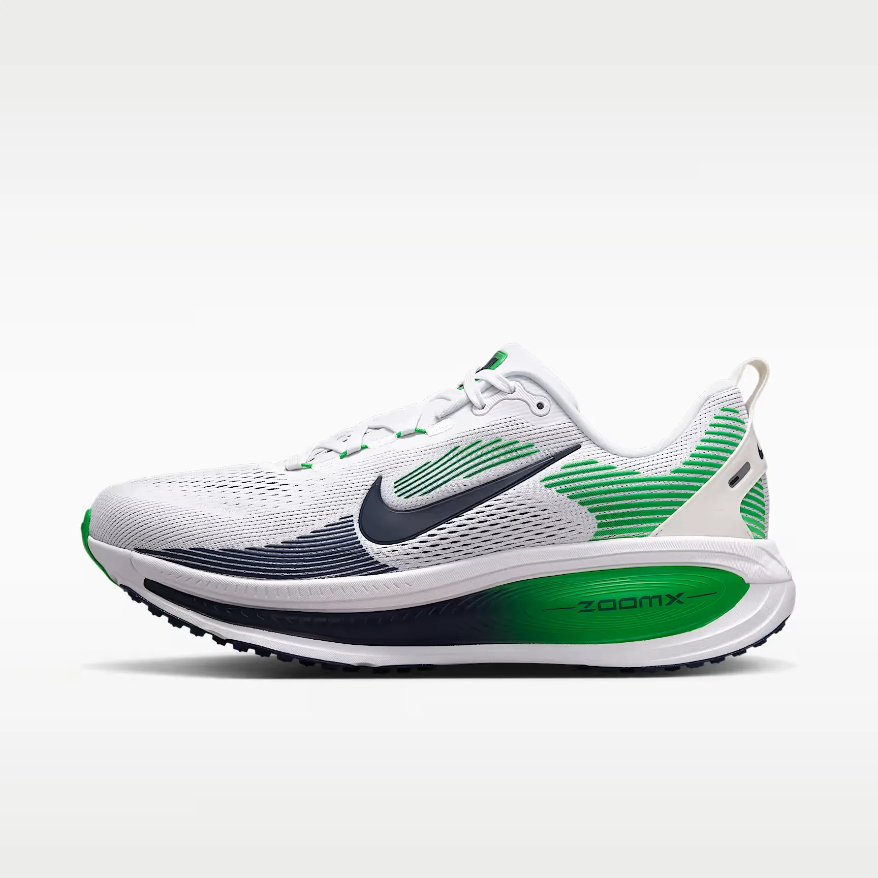 000000_Nike-Vomero-18_White-Green-Spark_HM6803-115_img0
