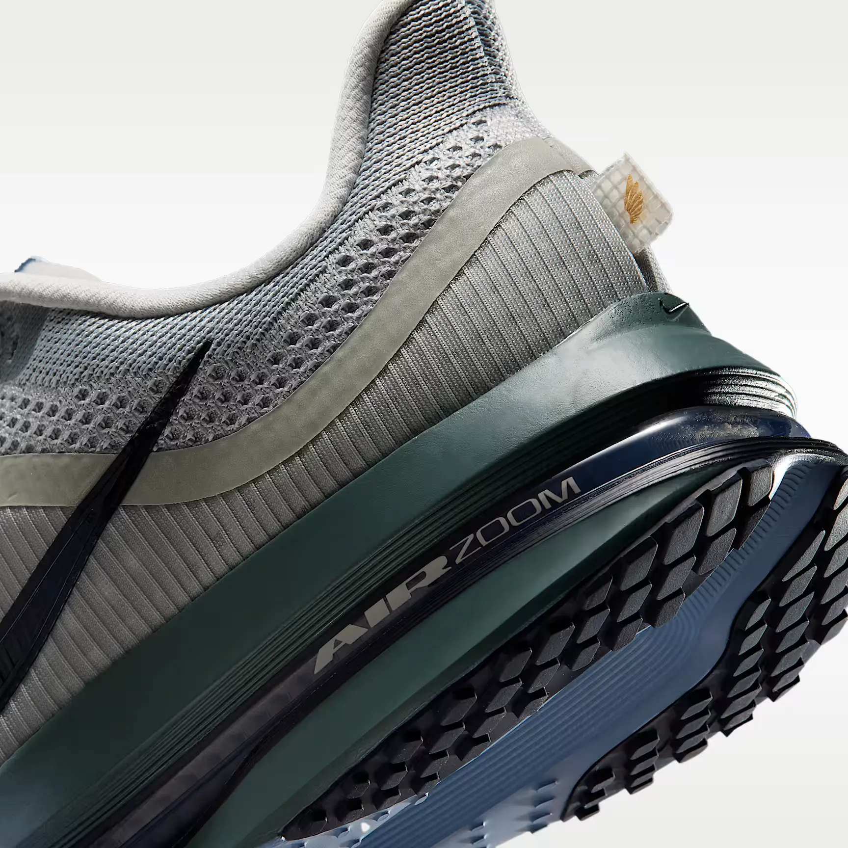 000000_Nike-Pegasus-Premium_Grey-Mist-Mineral-Slate_HQ2592-017_img7