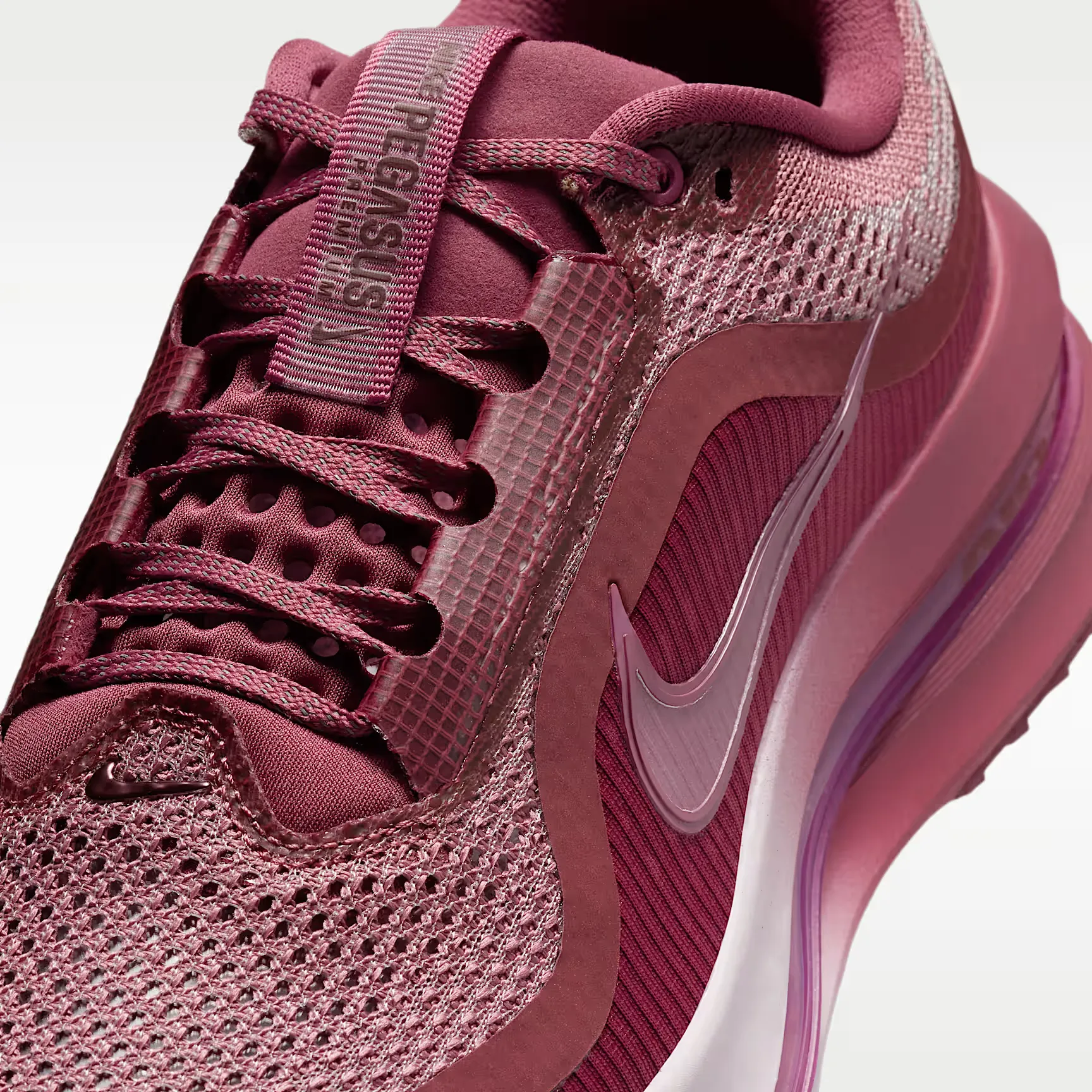 000000_Nike-Pegasus-Premium-WMNS_Pink-Smoke-Light-Magenta_HQ2593-607_img6