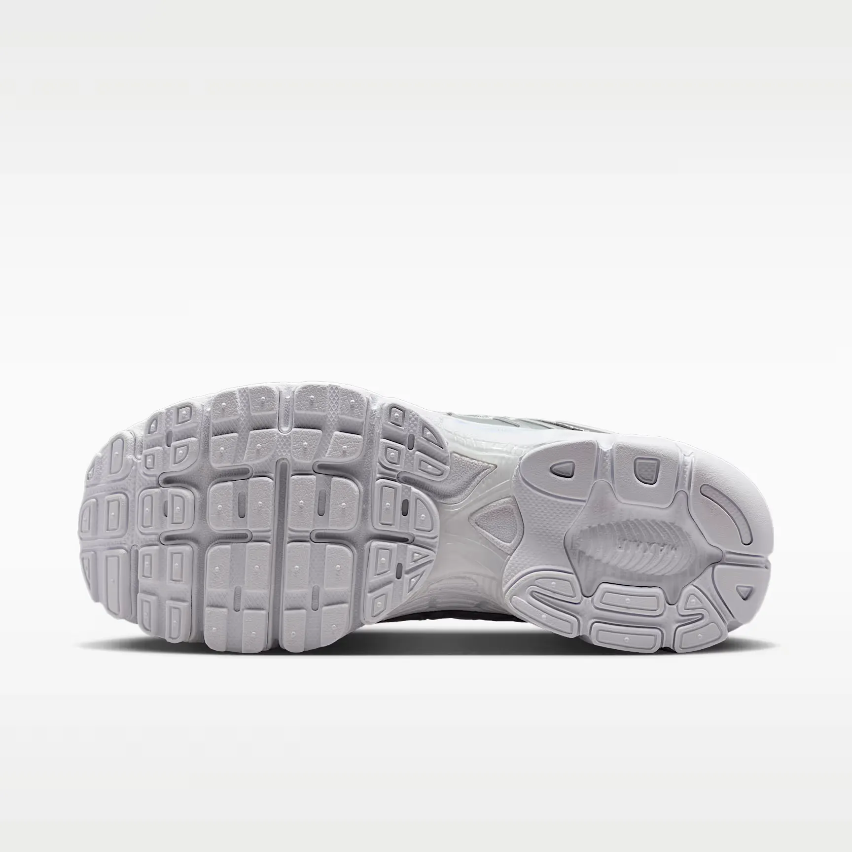 000000_Nike-Air-Max-Moto-2K-WMNS_Grey-Fog-Metallic-Silver_HQ2056-011_img1