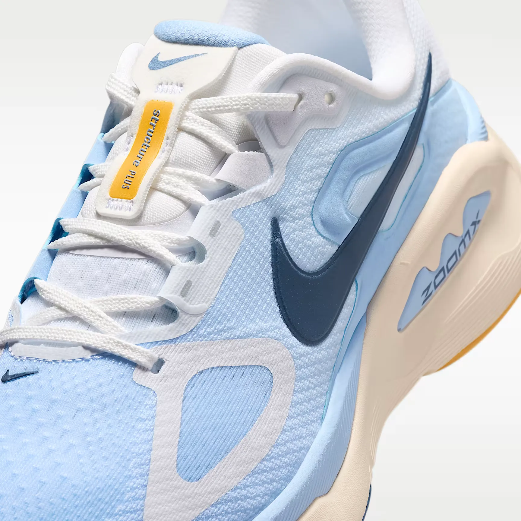 000000_Nike-Structure-Plus-WMNS_Blanc-Aluminum_HQ3049-103_img6