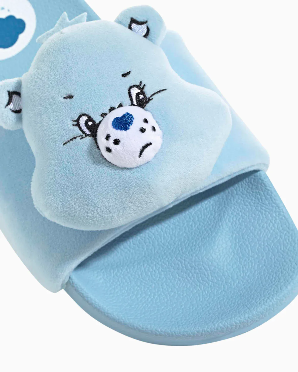 000000_Care-Bears-x-adidas-Adilette-WMNS_Altered-Blue_KH9954_img1