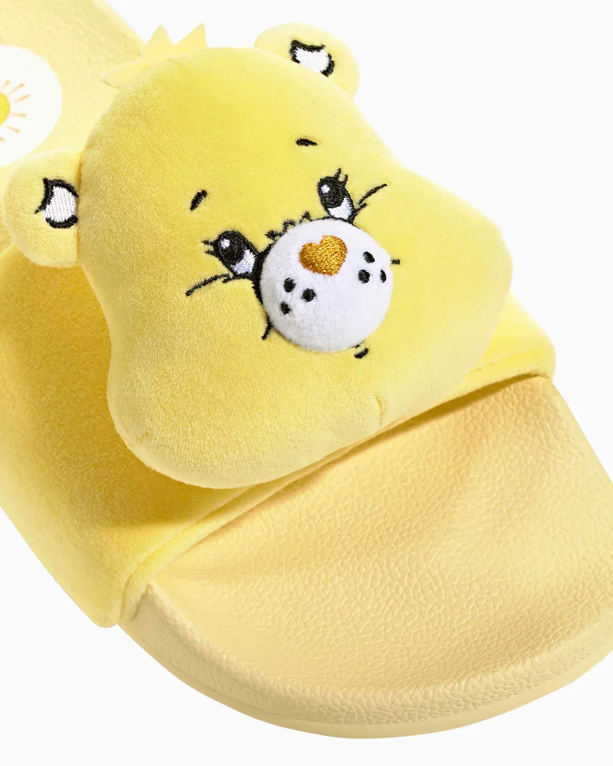 000000_adidas-Originals-x-Care-Bears-Adilette-WMNS_Yellow_KH9956_img1