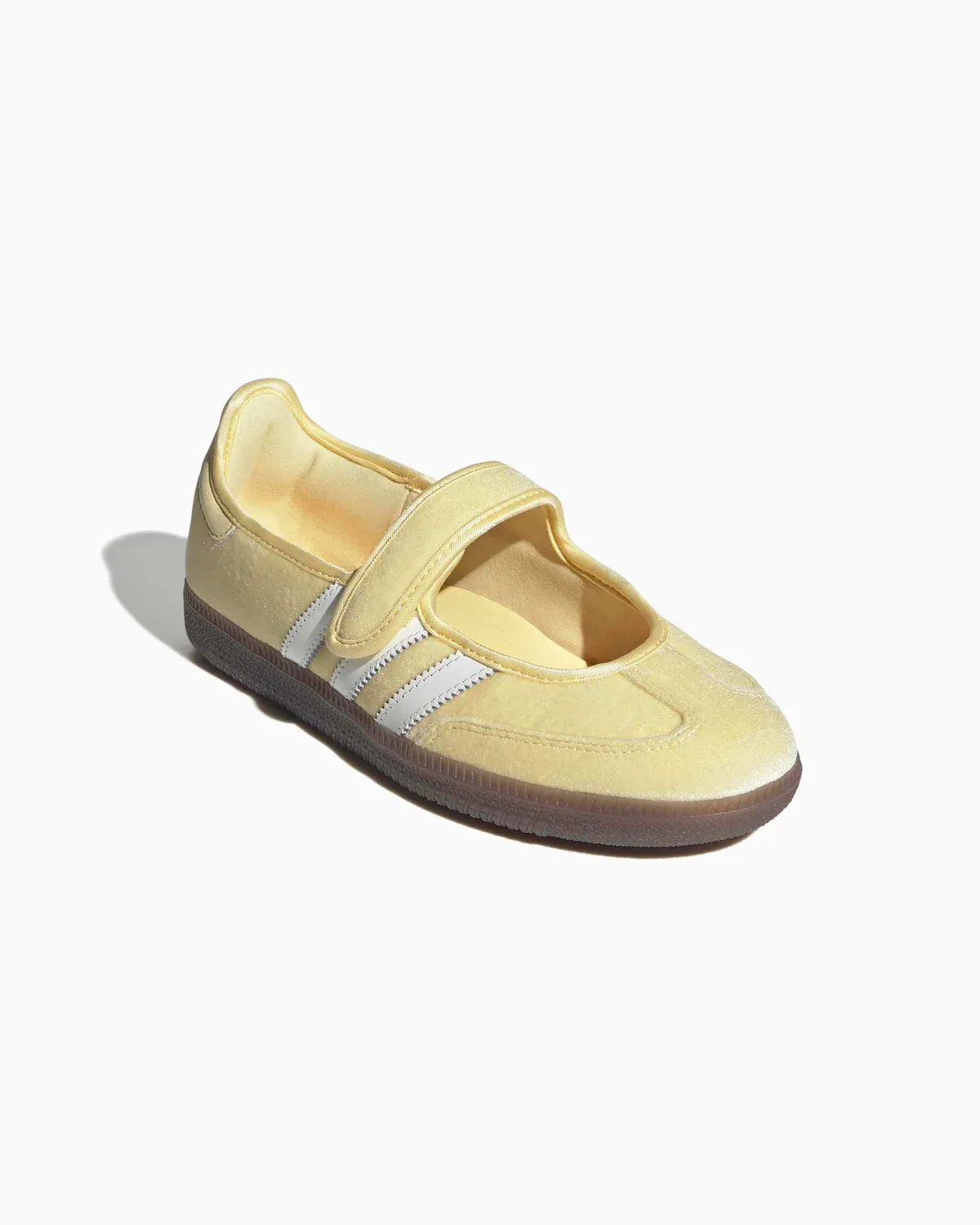 000000_adidas-Originals-x-Care-Bears-WMNS-Samba-Jane_Almost-Yellow-Cloud-White-Gum_KK2600_img6