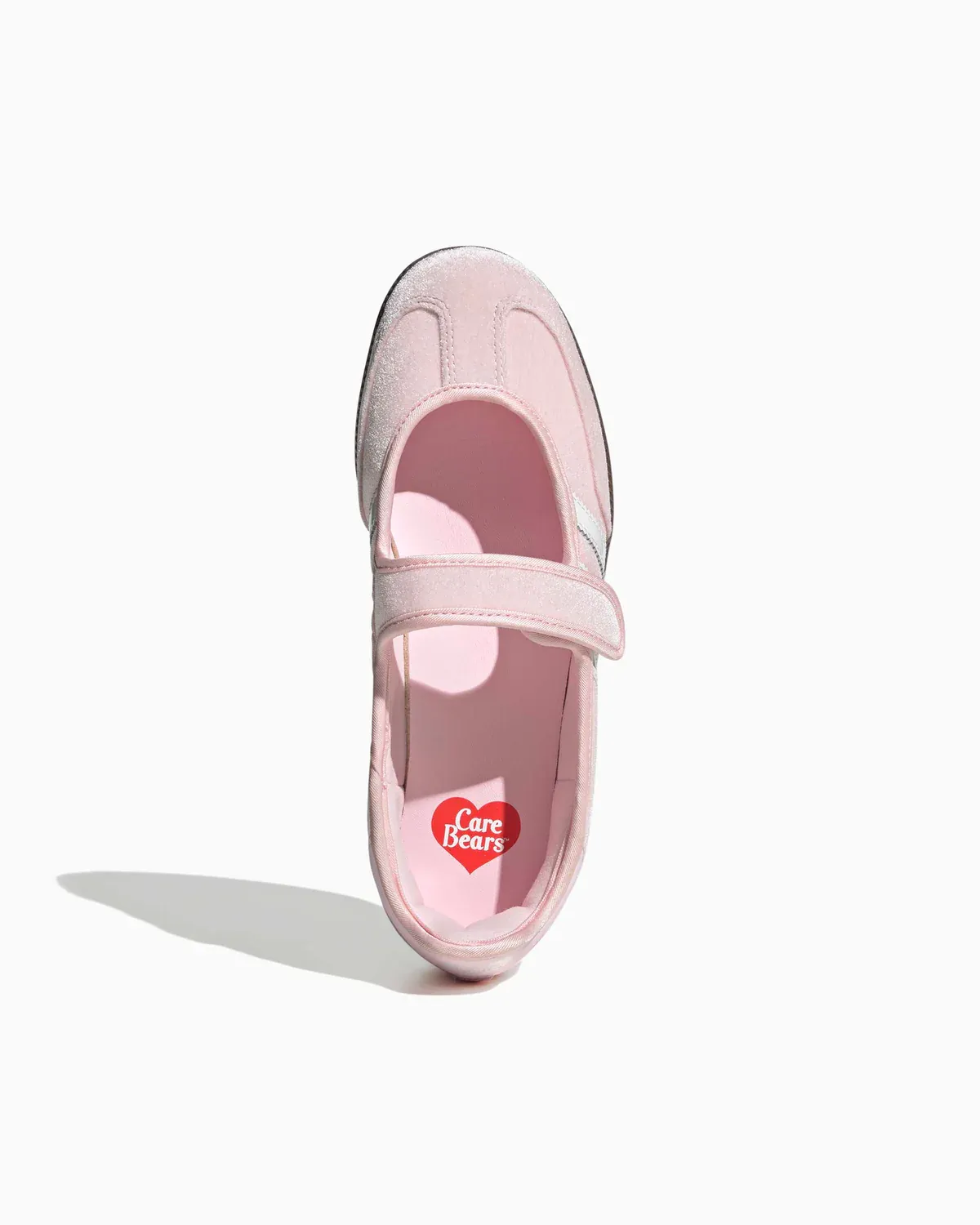 000000_adidas-Originals-x-Care-Bears-Samba-Jane-WMNS_Pink-Ftwr-White-Gum_KK2599_img3