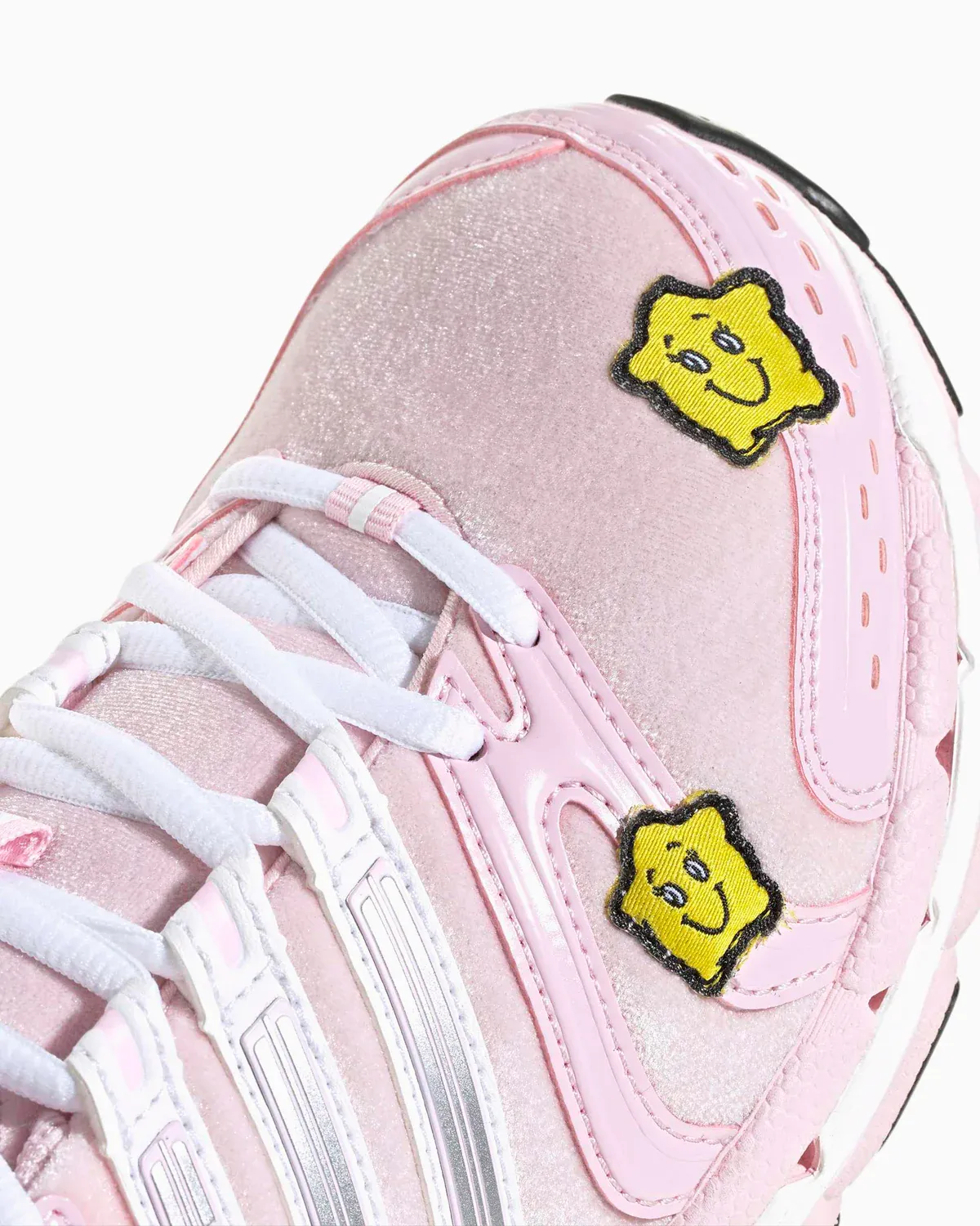 000000_adidas-Originals-x-Care-Bears-Adistar-Control-5-WMNS_Clear-Pink_KK2605_img1