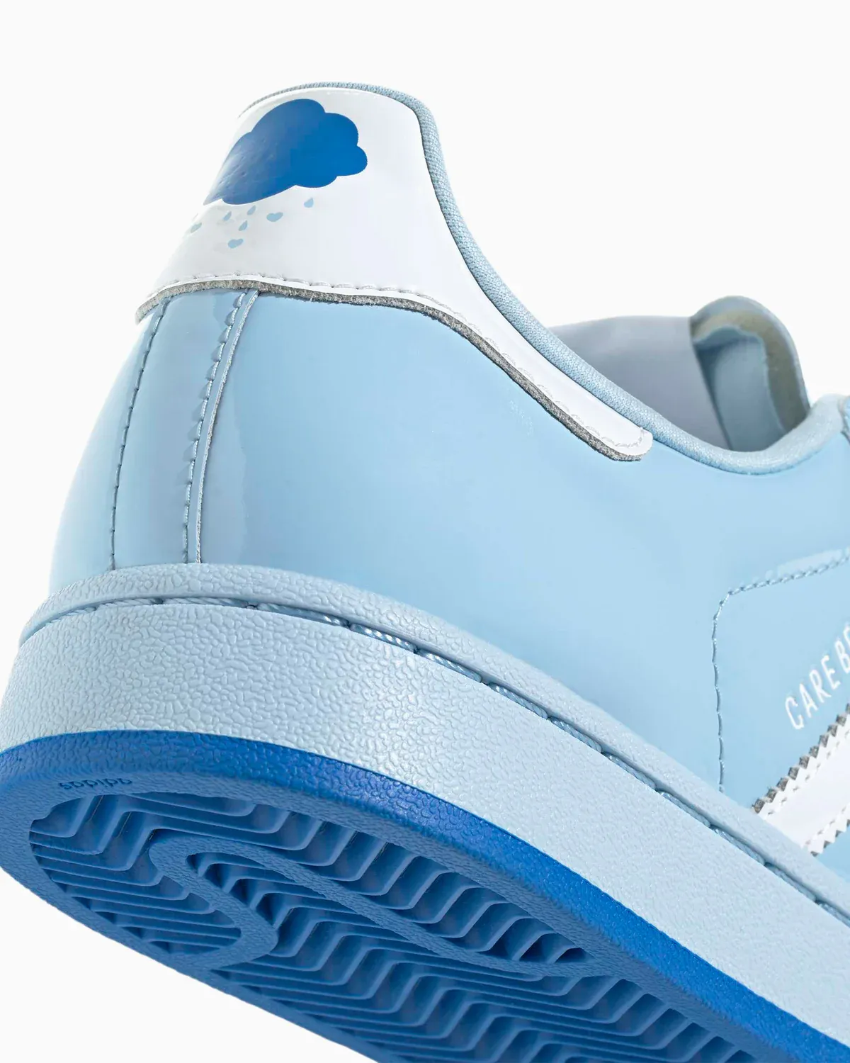 000000_adidas-Originals-x-Care-Bears-WMNS-Superstar-II_Clear-Sky-Footwear-White-Bluebird_KK4865_img7