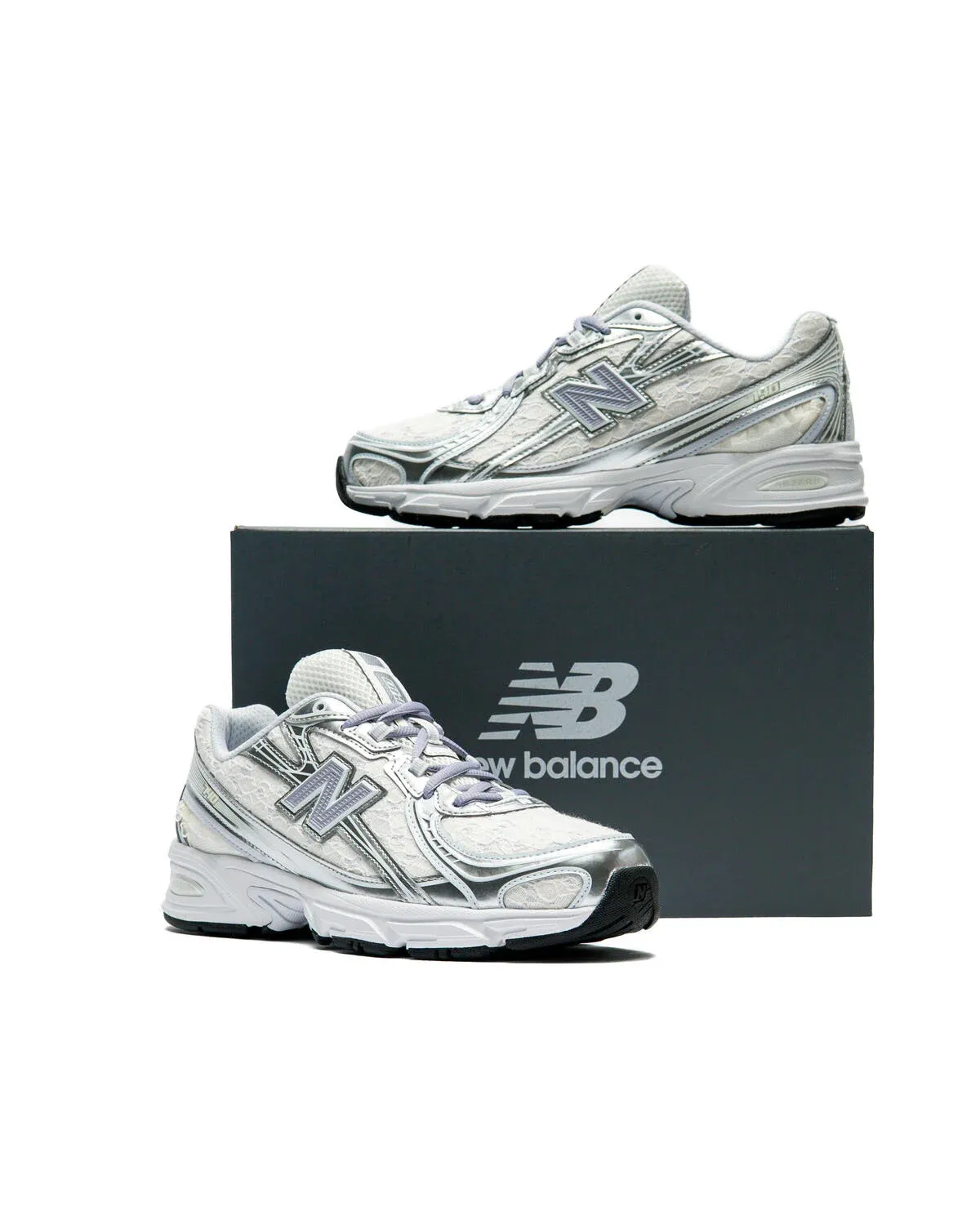 000000_New-Balance-740_Linen-Silver-Metallic_U7409DI_img4