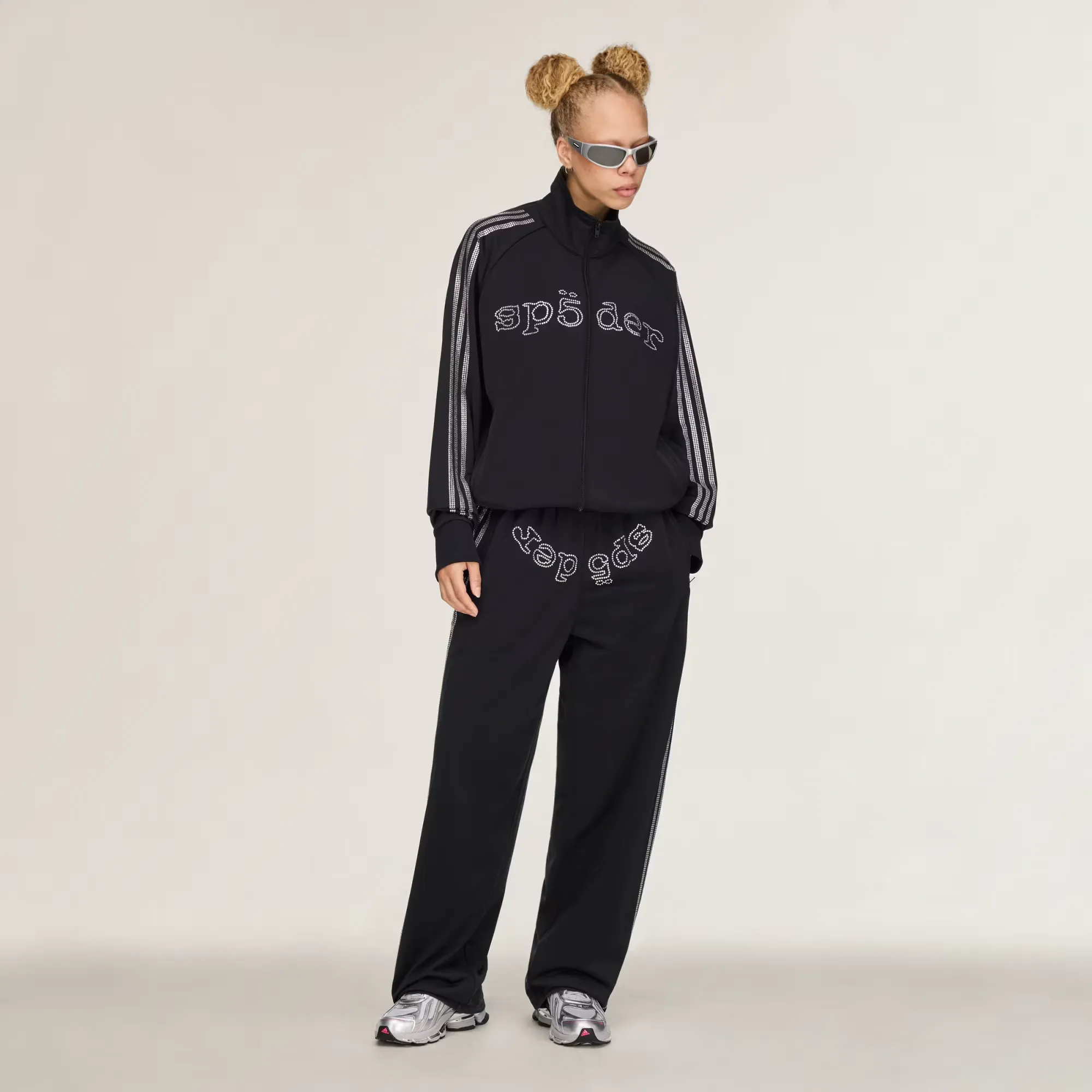 000000_adidas-x-Sp5der-Track-Jacket_Black_KQ8320_img6