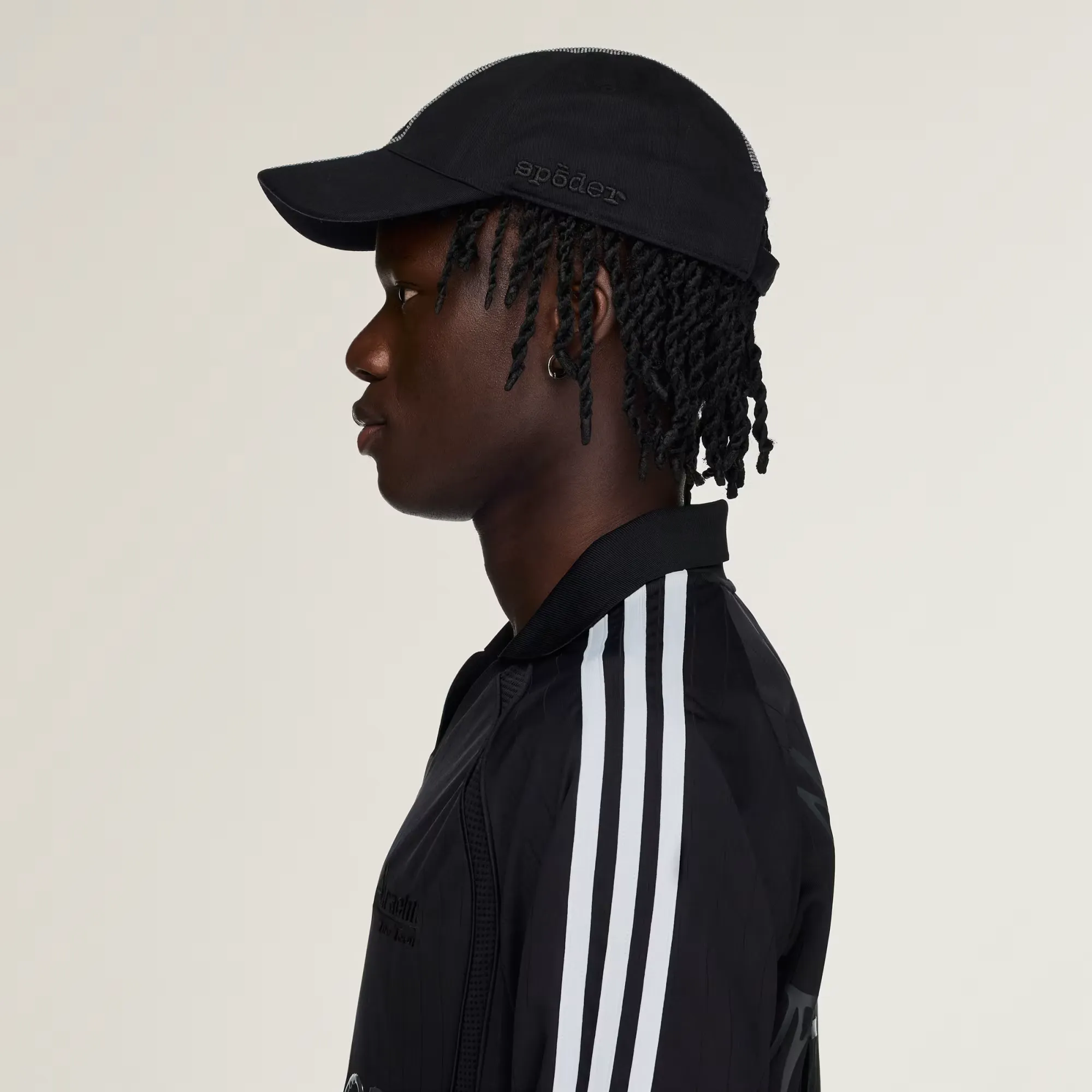 000000_Sp5der-x-adidas-Casquette-Strass_Black_KQ5852_img1