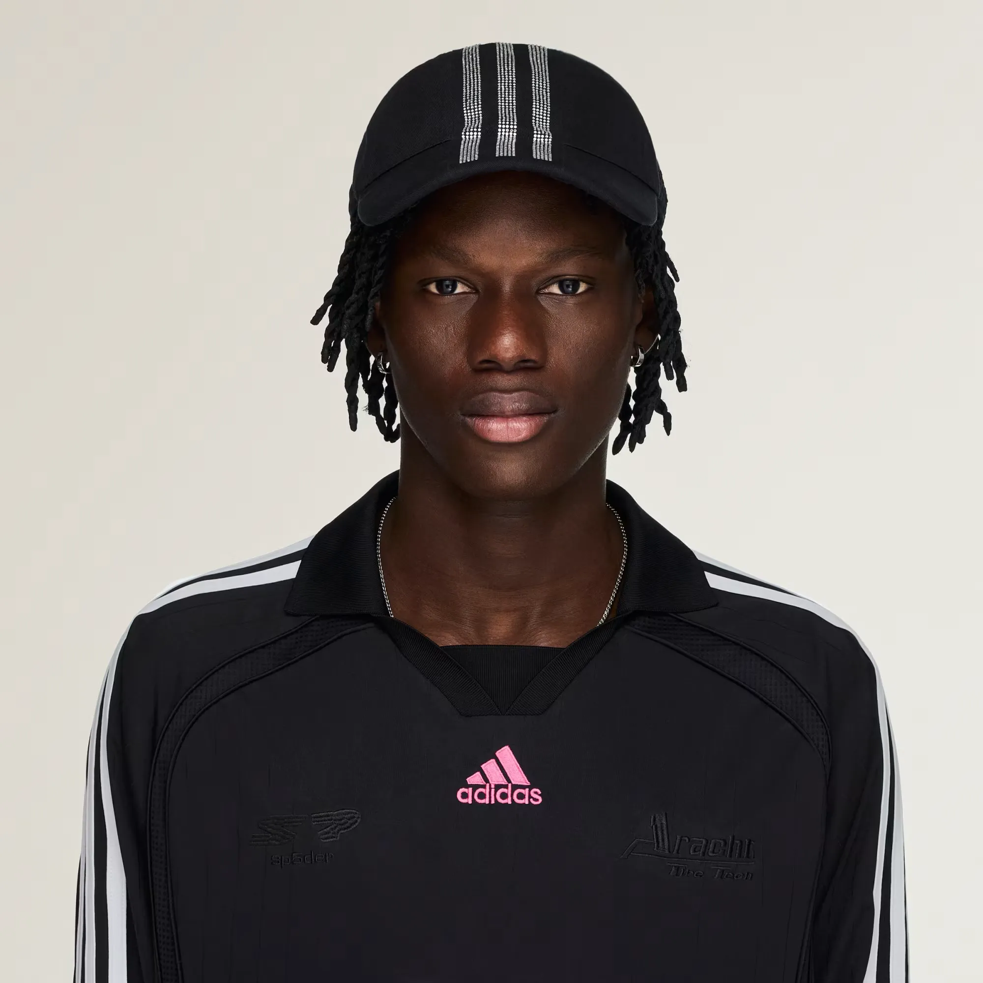 000000_Sp5der-x-adidas-Casquette-Strass_Black_KQ5852_img0