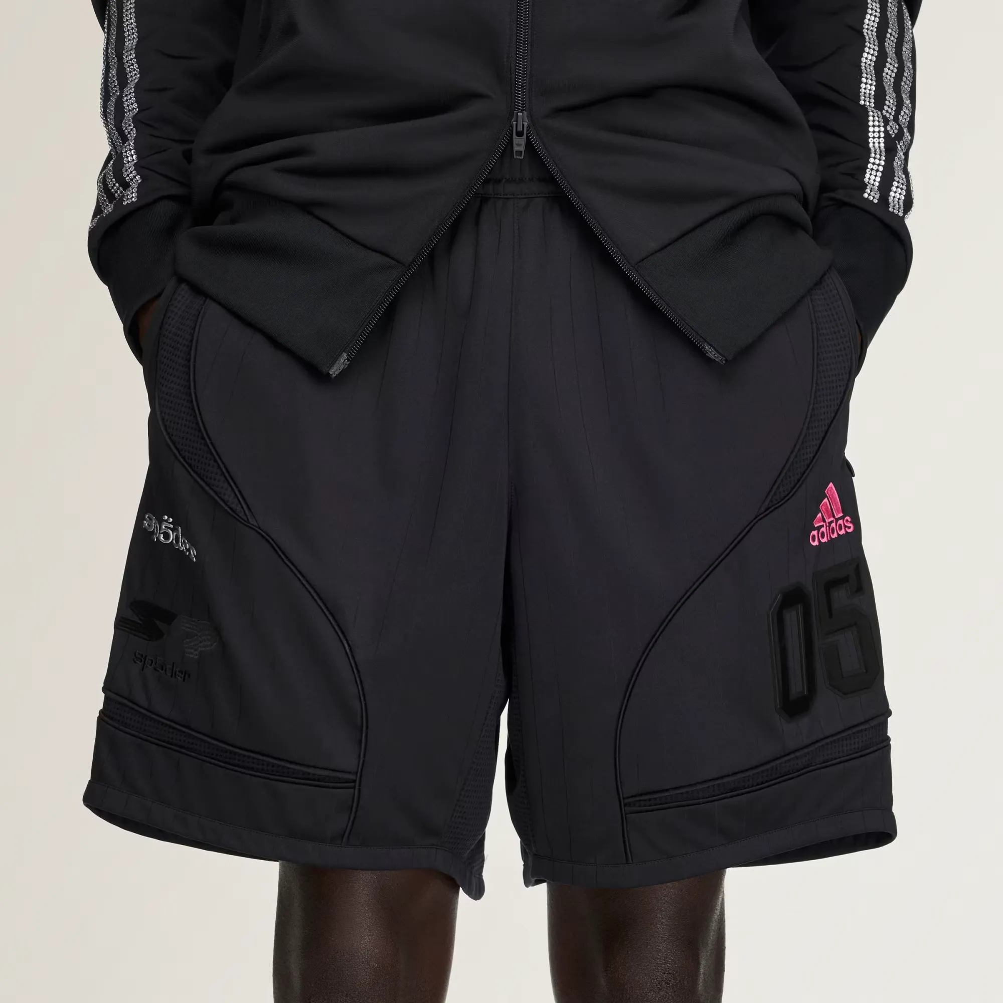 000000_SP5DER-x-adidas-Short_Black_KQ5859_img7