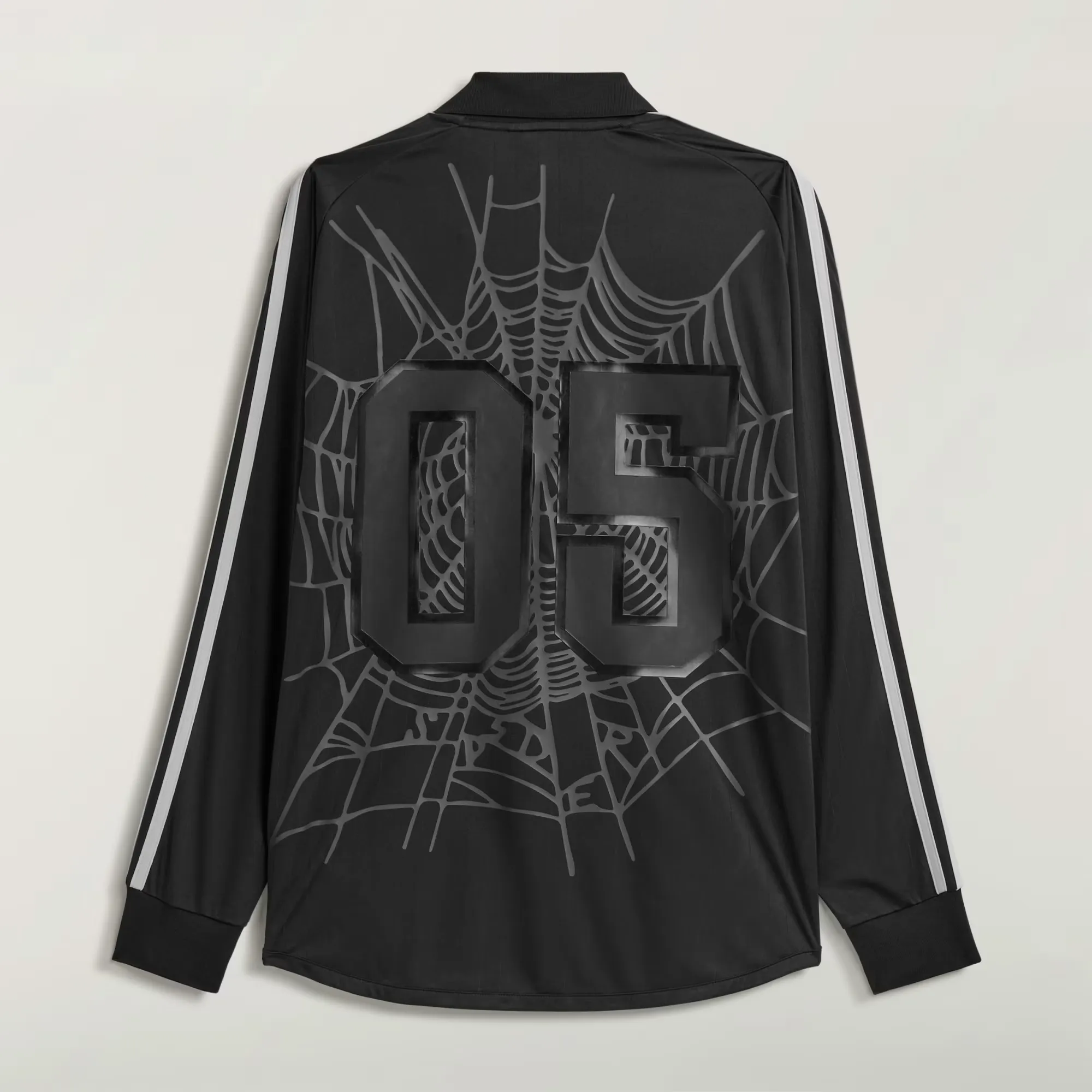 000000_Sp5der-x-adidas-Soccer-Jersey_Black_KQ5853_img5