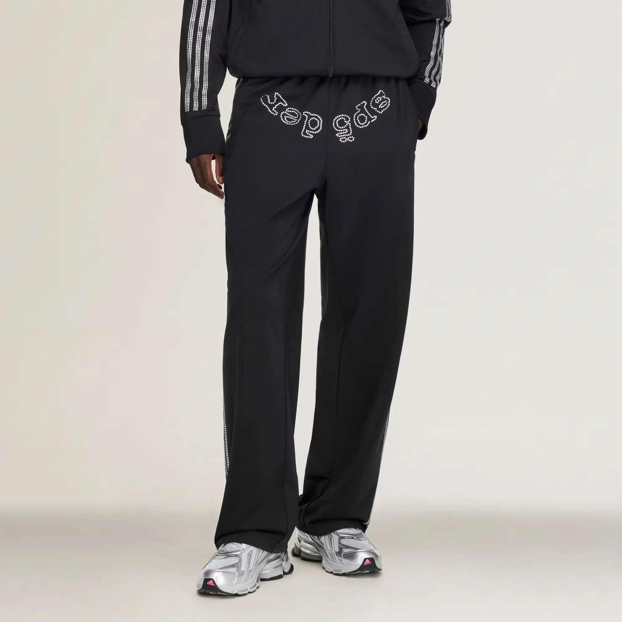 000000_SP5DER-x-adidas-Rhinestone-Track-Pants_Black_KQ8324_img3