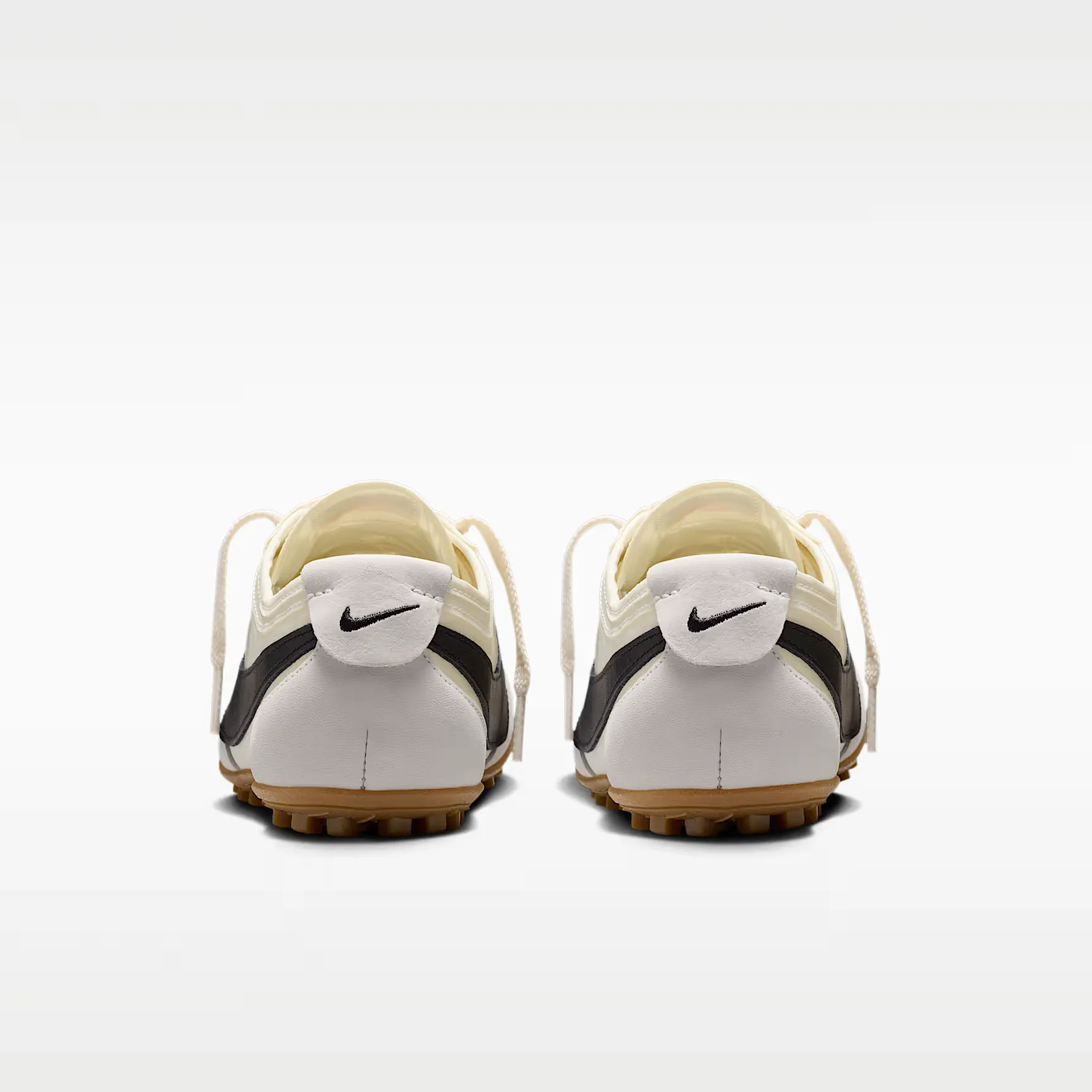 000000_Nike-Moon-Shoe-OG-WMNS_Sail-Gum_IW0955-101_img5