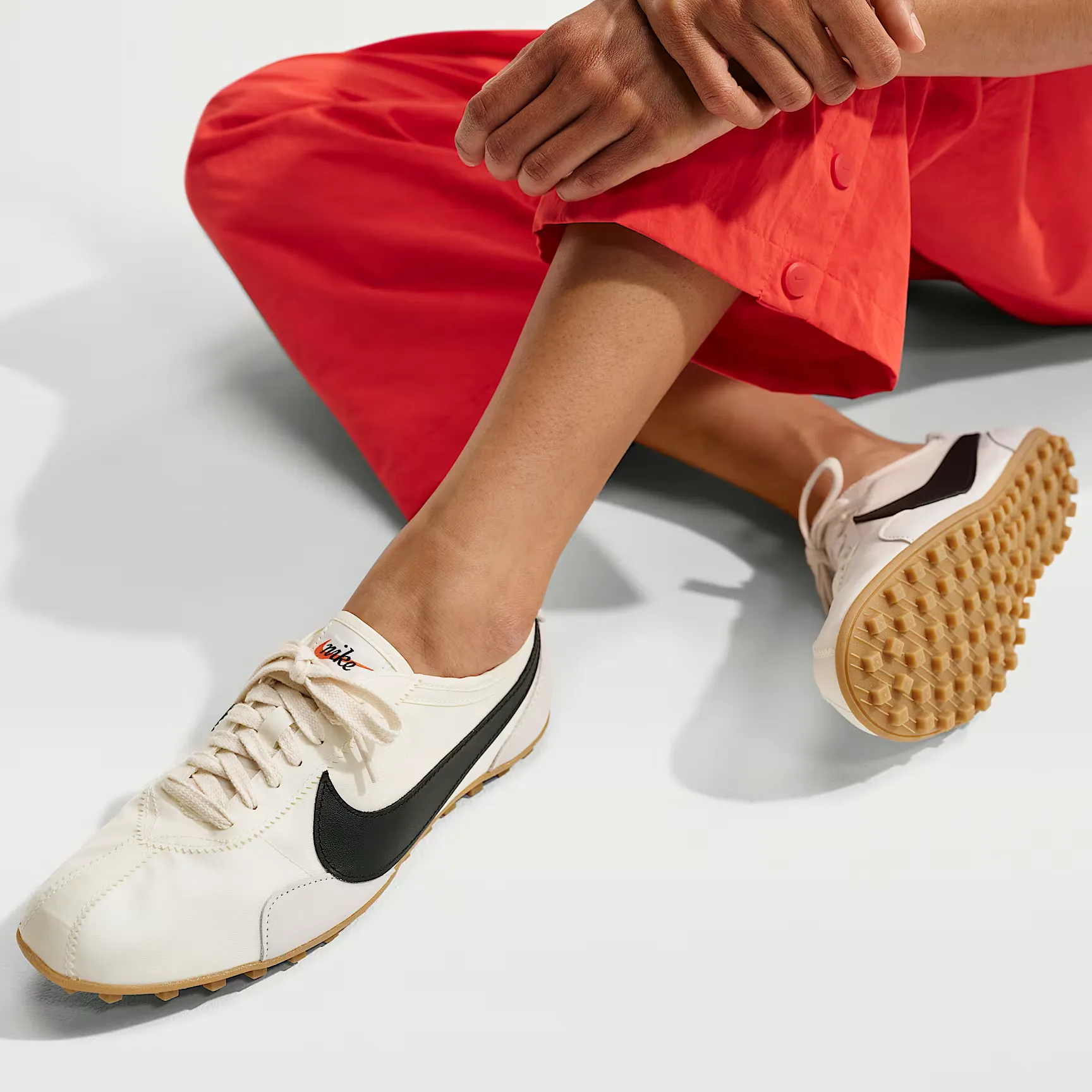 000000_Nike-Moon-Shoe-OG-WMNS_Sail-Gum_IW0955-101_img8