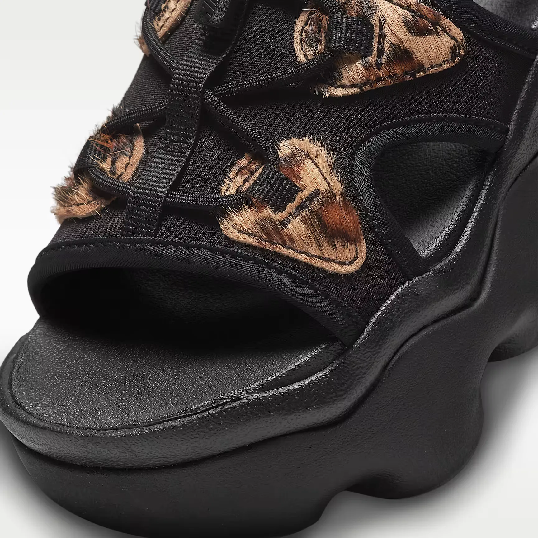 000000_Nike-Air-Max-Koko-WMNS_Leopard_CI8798-004_img5