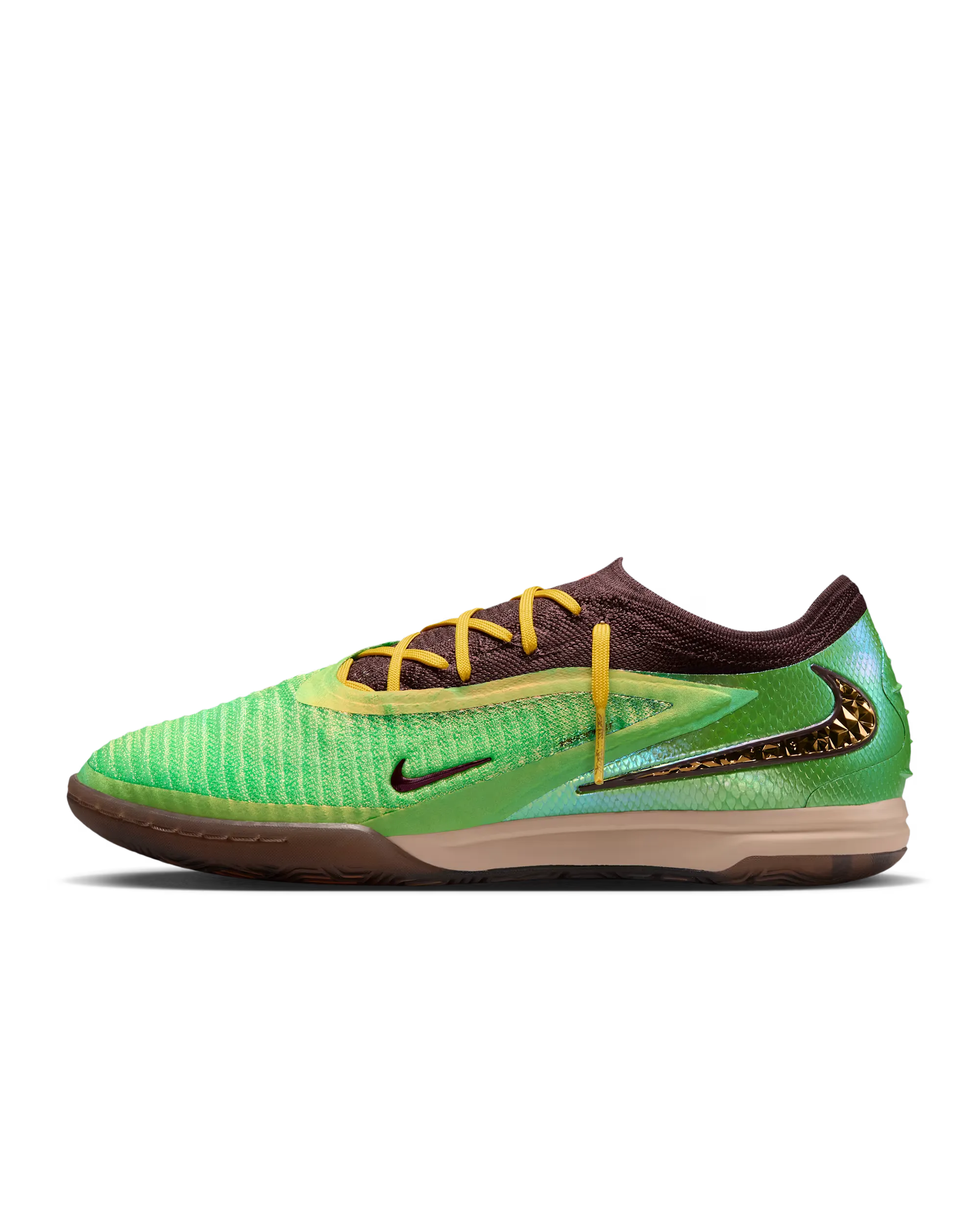 000000_Nike-Phantom-6-Low-Indoor-x-Cactus-Jack_Earth-And-Metallic-Gold_IV2037-900_img0