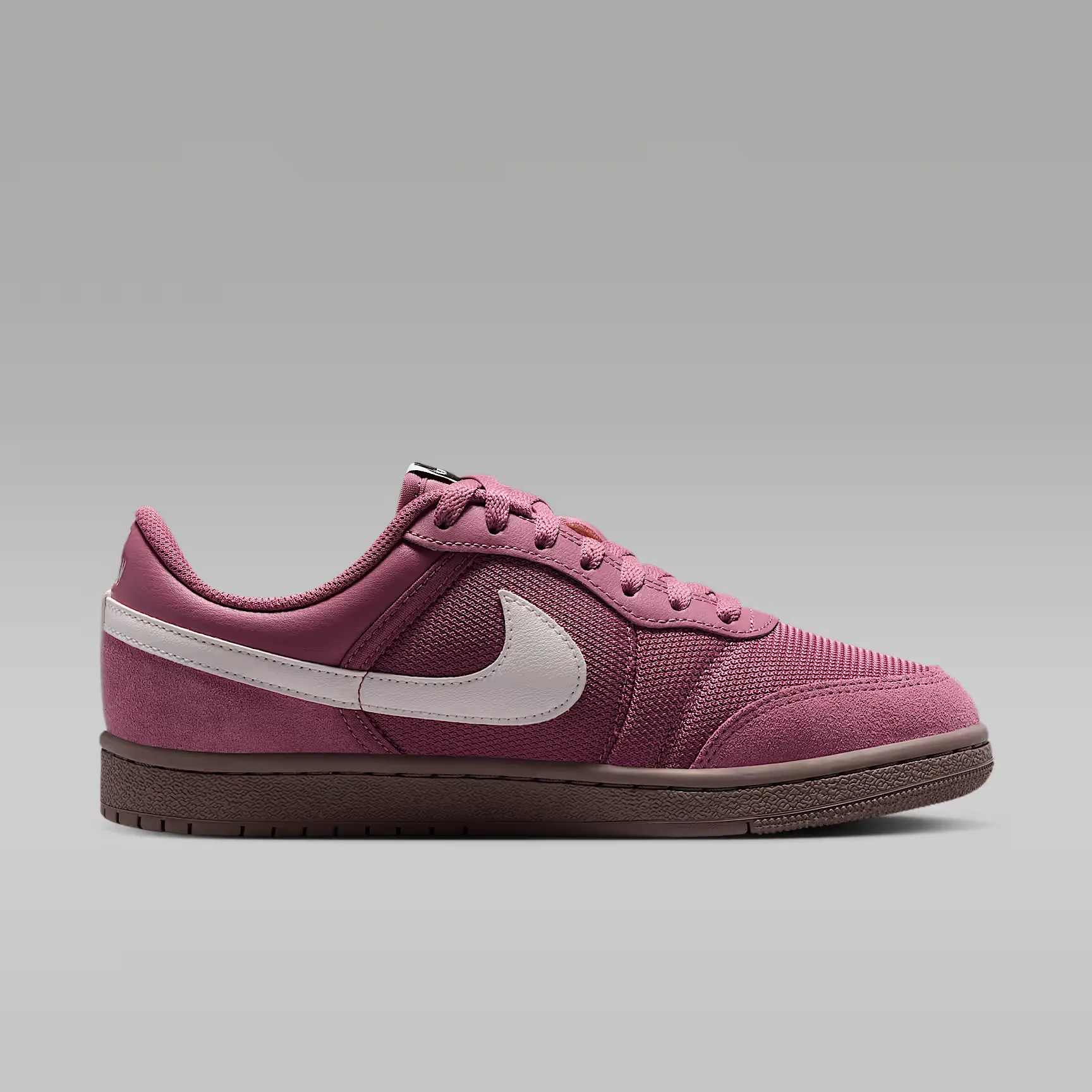 000000_Air-Jordan-Skyline-Low-WMNS_Desert-Berry_IQ0704-600_img2