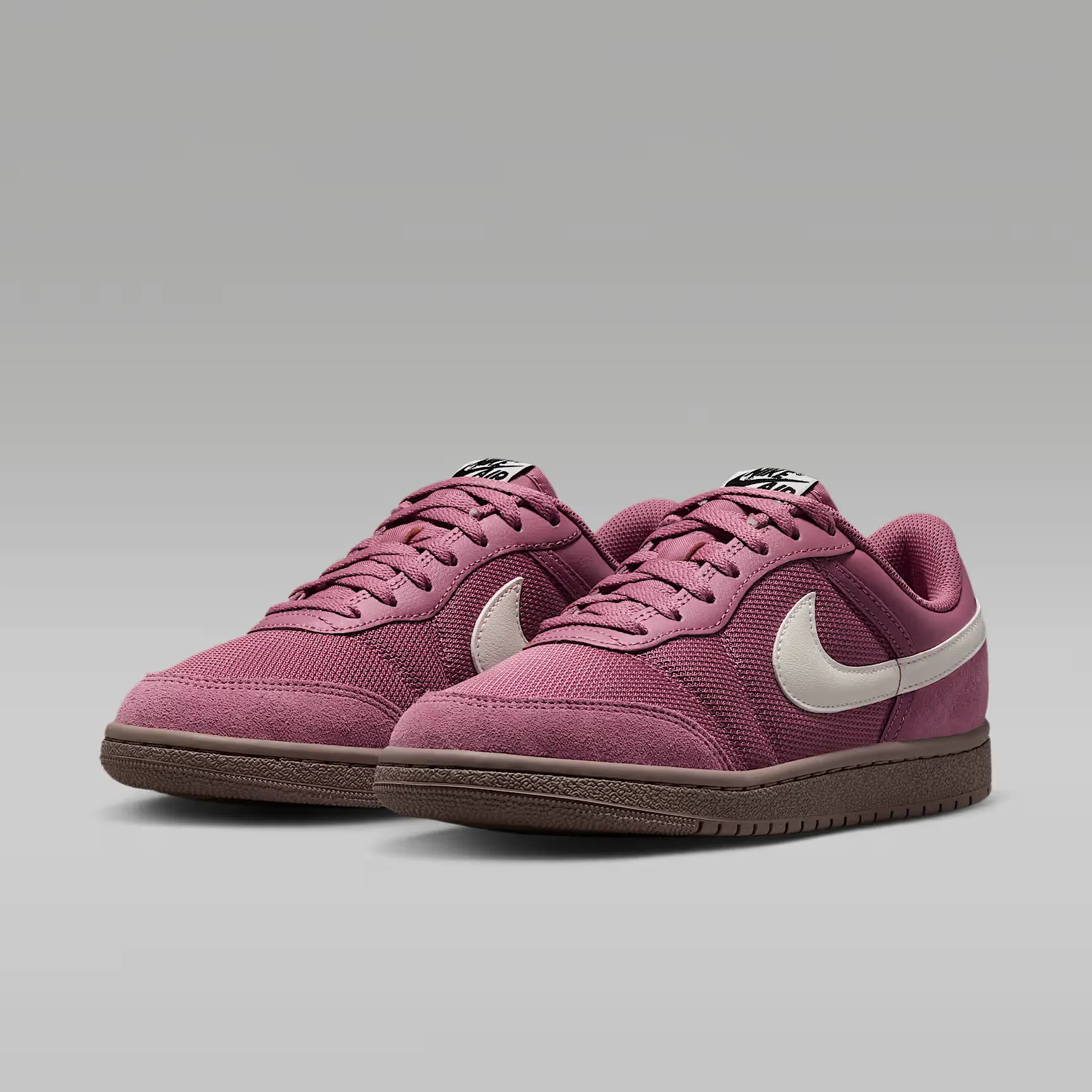 000000_Air-Jordan-Skyline-Low-WMNS_Desert-Berry_IQ0704-600_img4