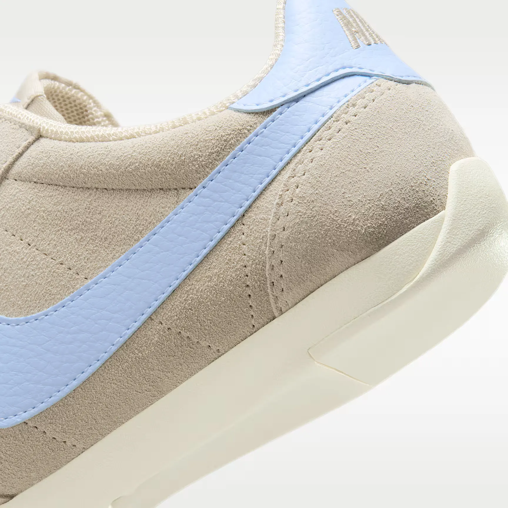000000_Nike-Sprint-Sister-WMNS_Cream-II-Sail-Aluminum_IO8030-200_img7